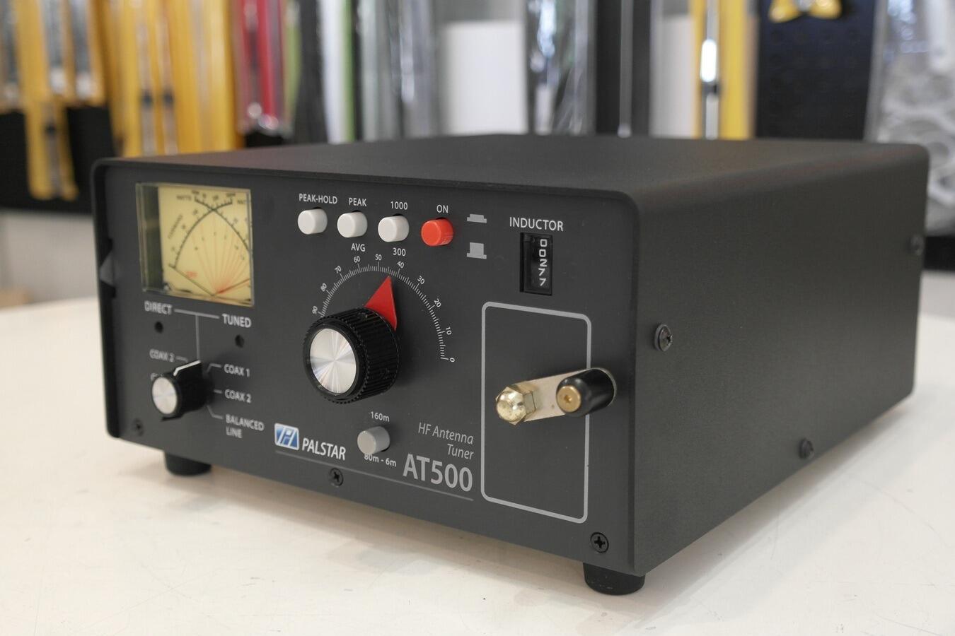Palstar AT-500 analogue SWR power meter and tuning controls
