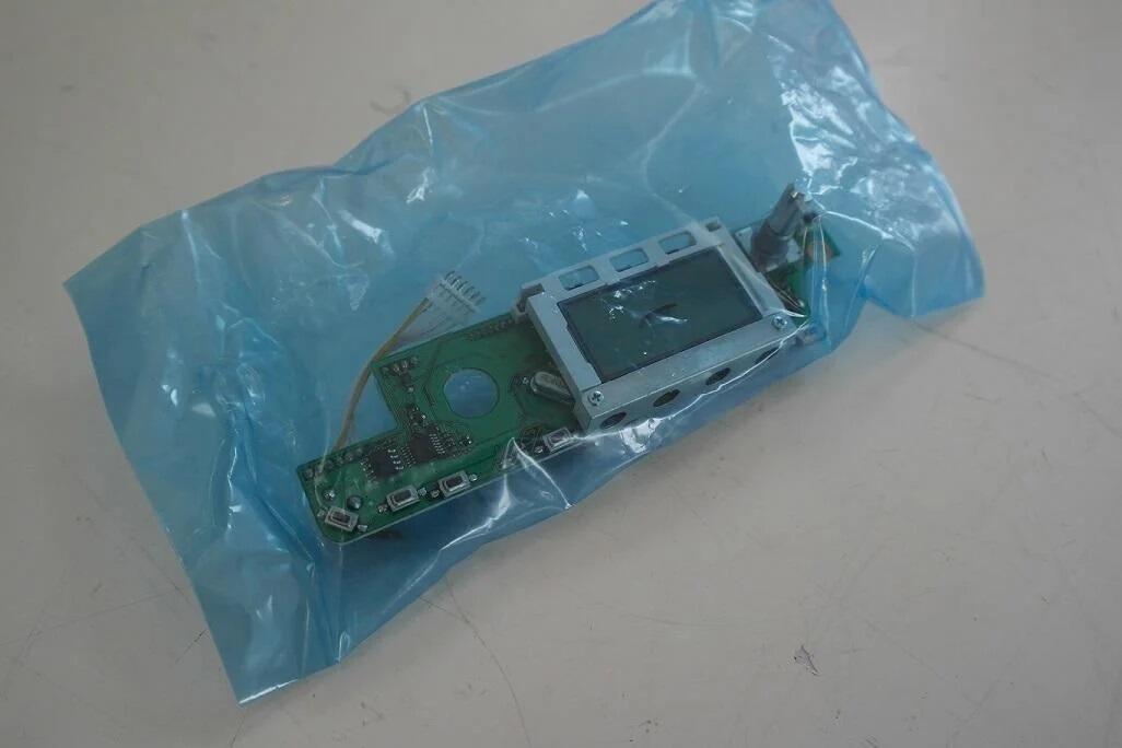 Yaesu FT-818ND replacement front panel screen CS2518405 for B2 EURO model available at Radioworld UK