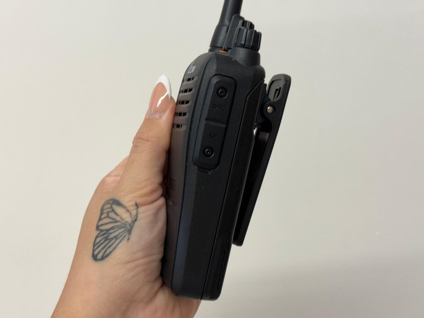 used icom f1000 two way radio