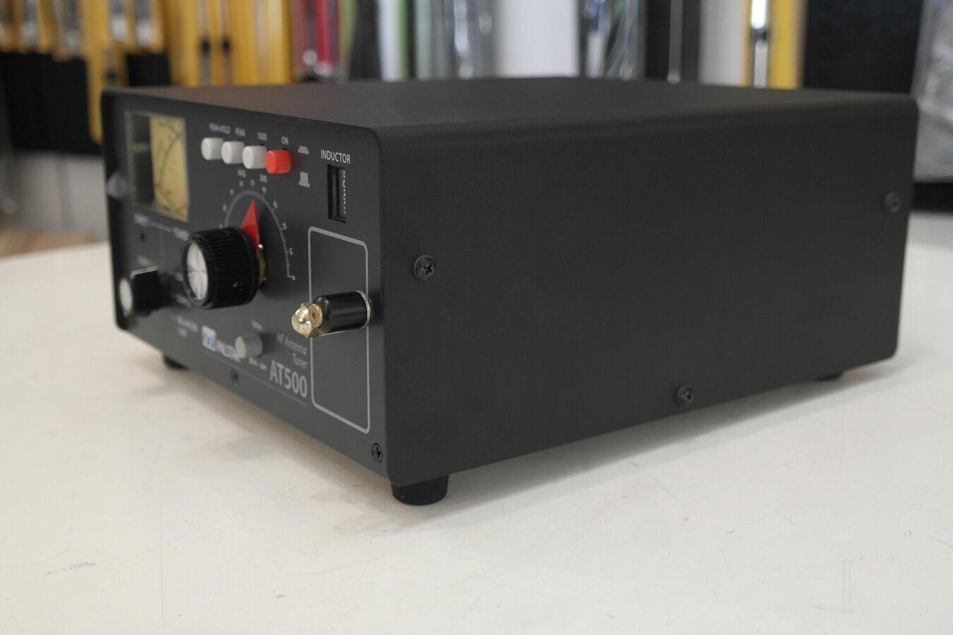 Palstar AT-500 manual antenna tuner capacitor controls close up