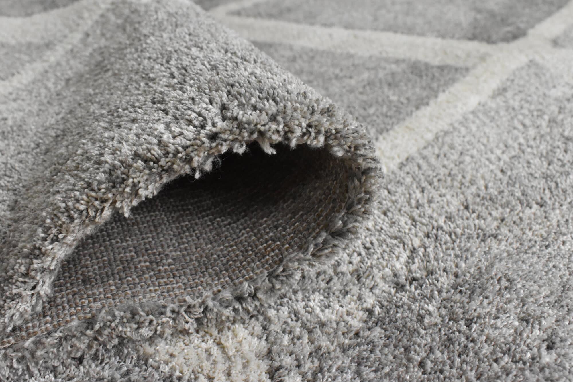 Chad Rug 572