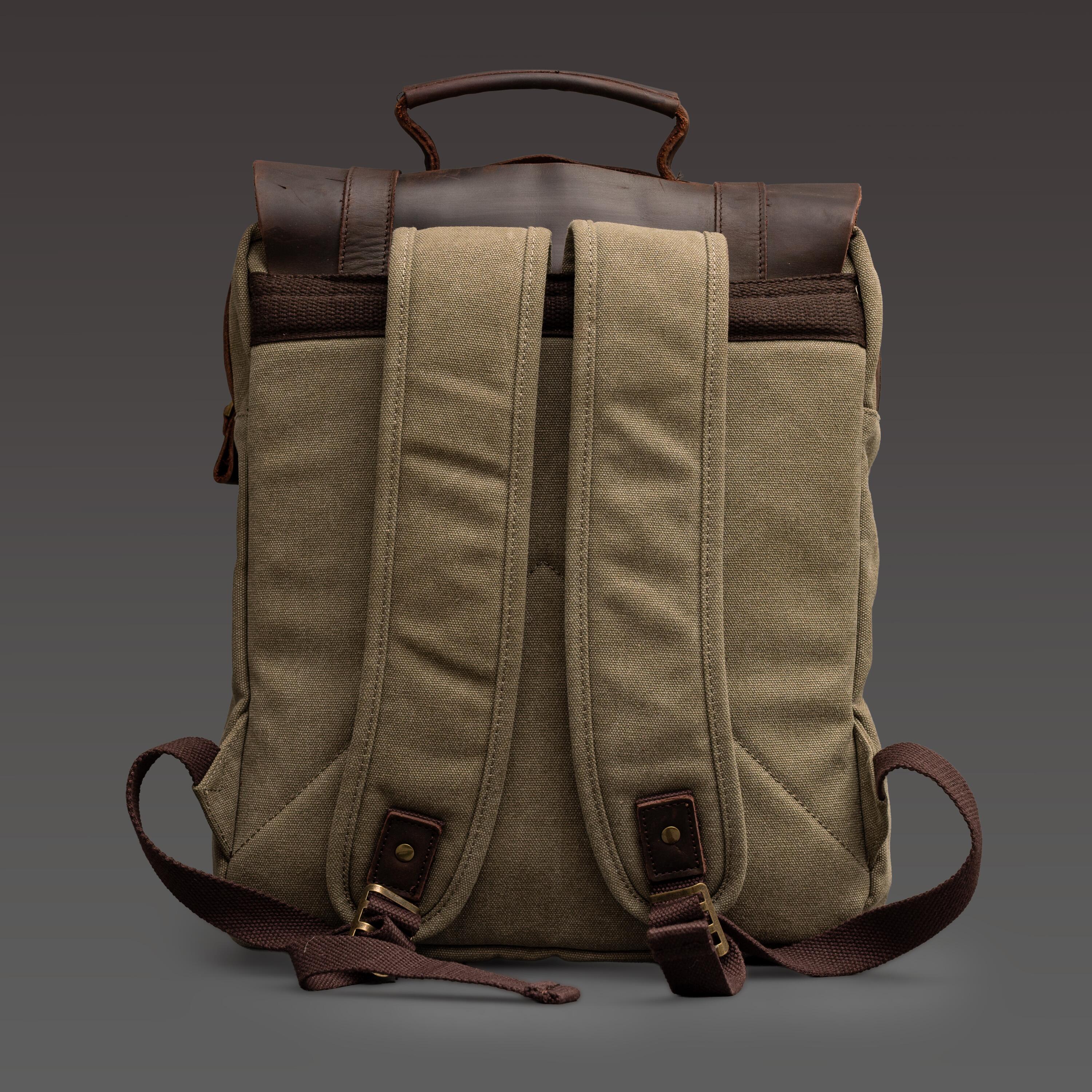 Rear View - Paddington in Peru (2024) – Original Crew Gift Vintage Explorer-Style Backpack