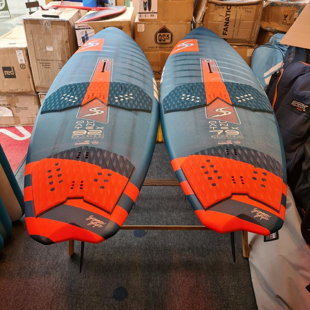 Warmer for a while, a pair of G6 Quantex , Two Used and the Ezzy Flight V2 is coming!
