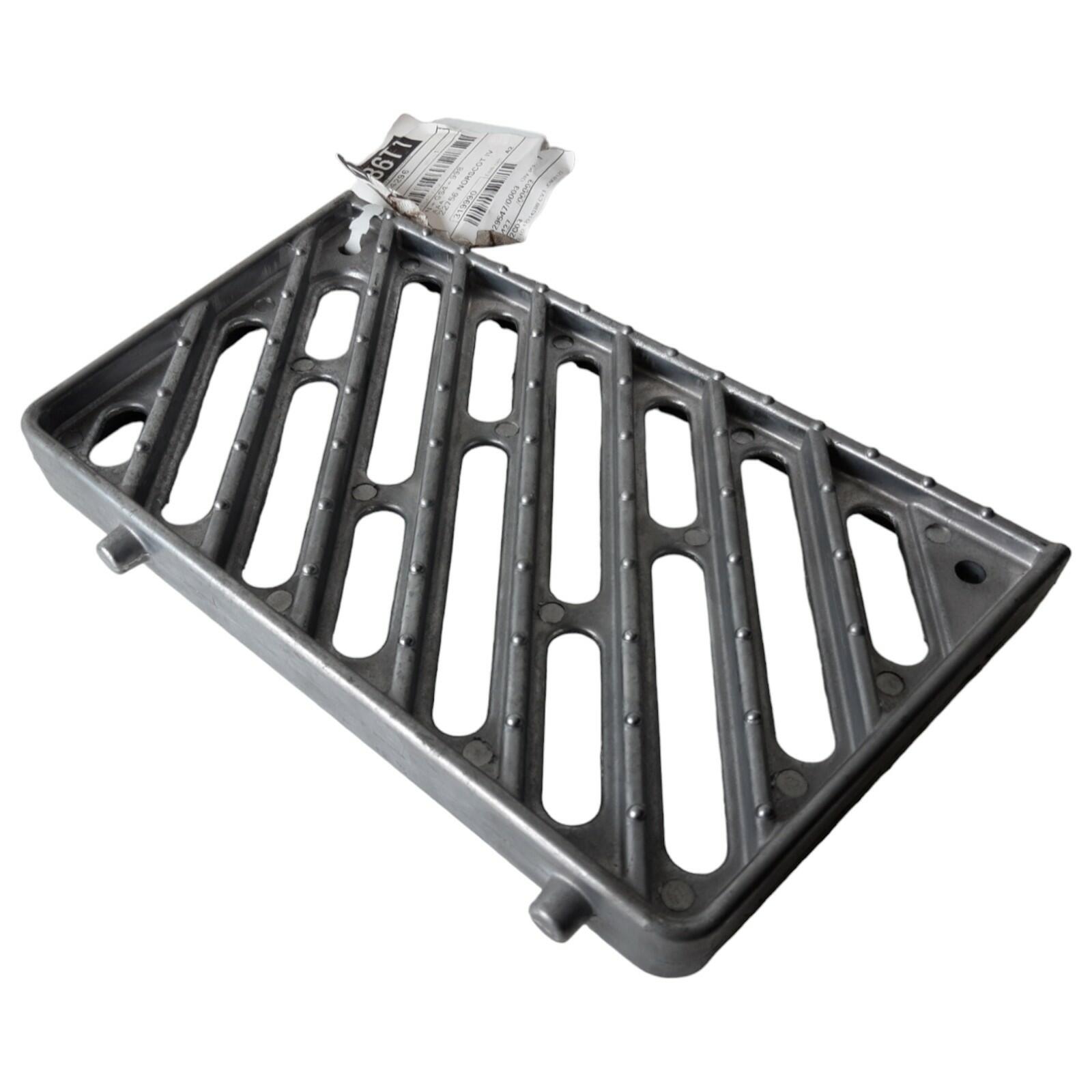Genuine DAF LF XB Upper metal tread step plate — part number 1404296