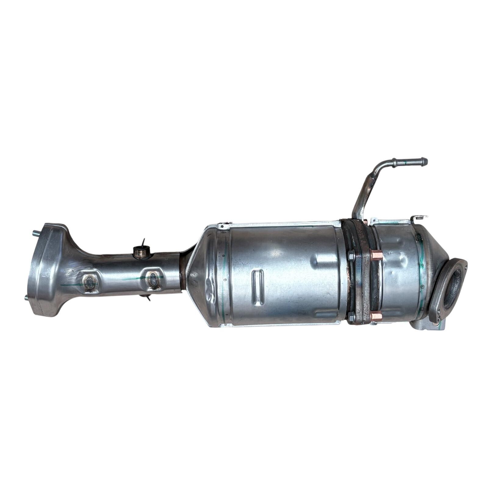 Genuine Nissan Qashqai +2 (JJ10E) 3-Way Catalytic Converter — part number 20800JD50B