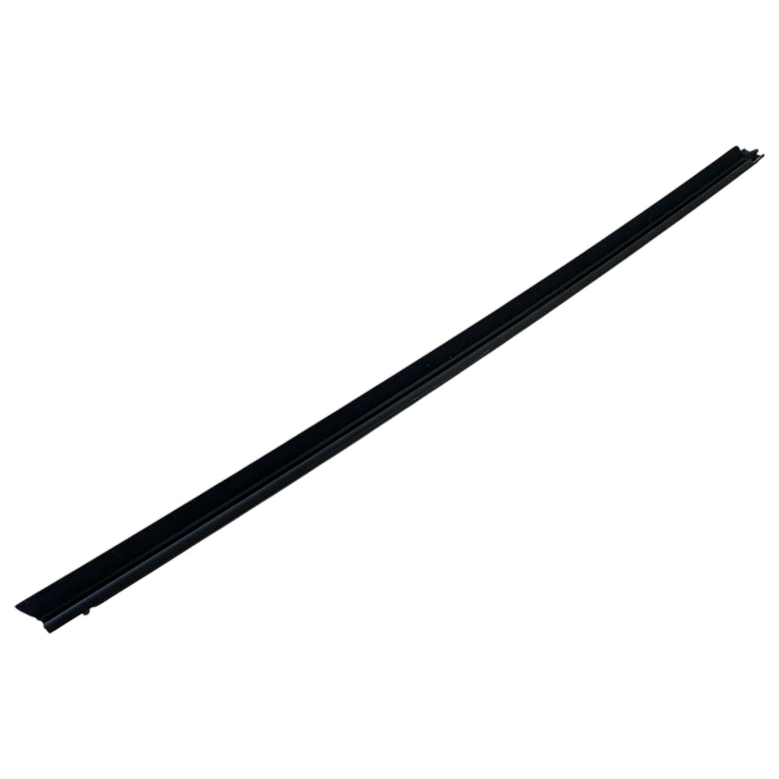 MG Front door weatherstrip 10941362