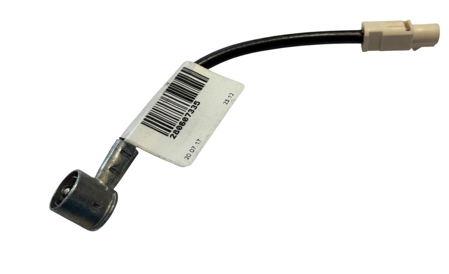 Renault Dacia Duster 1 Aerial Amplifier Cable original equipment