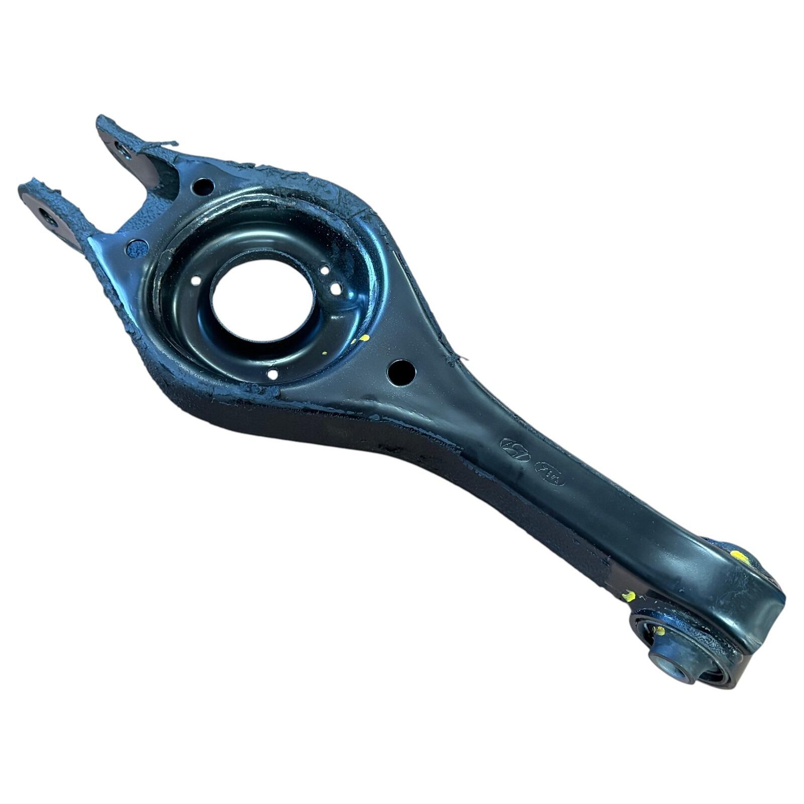 Genuine Hyundai Elantra (06) i30 (07/09) Lower Rear Suspension Arm — part number 552102H100