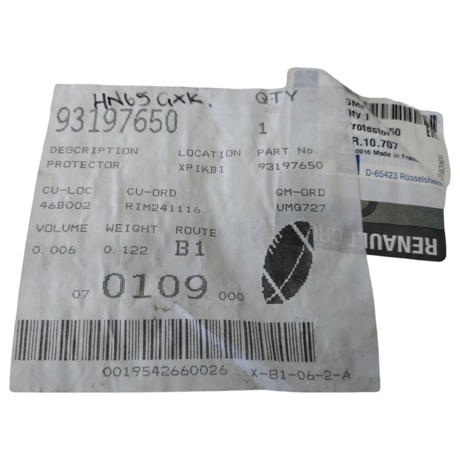 Vauxhall Movano B RH OS Rear quarter panel moulding