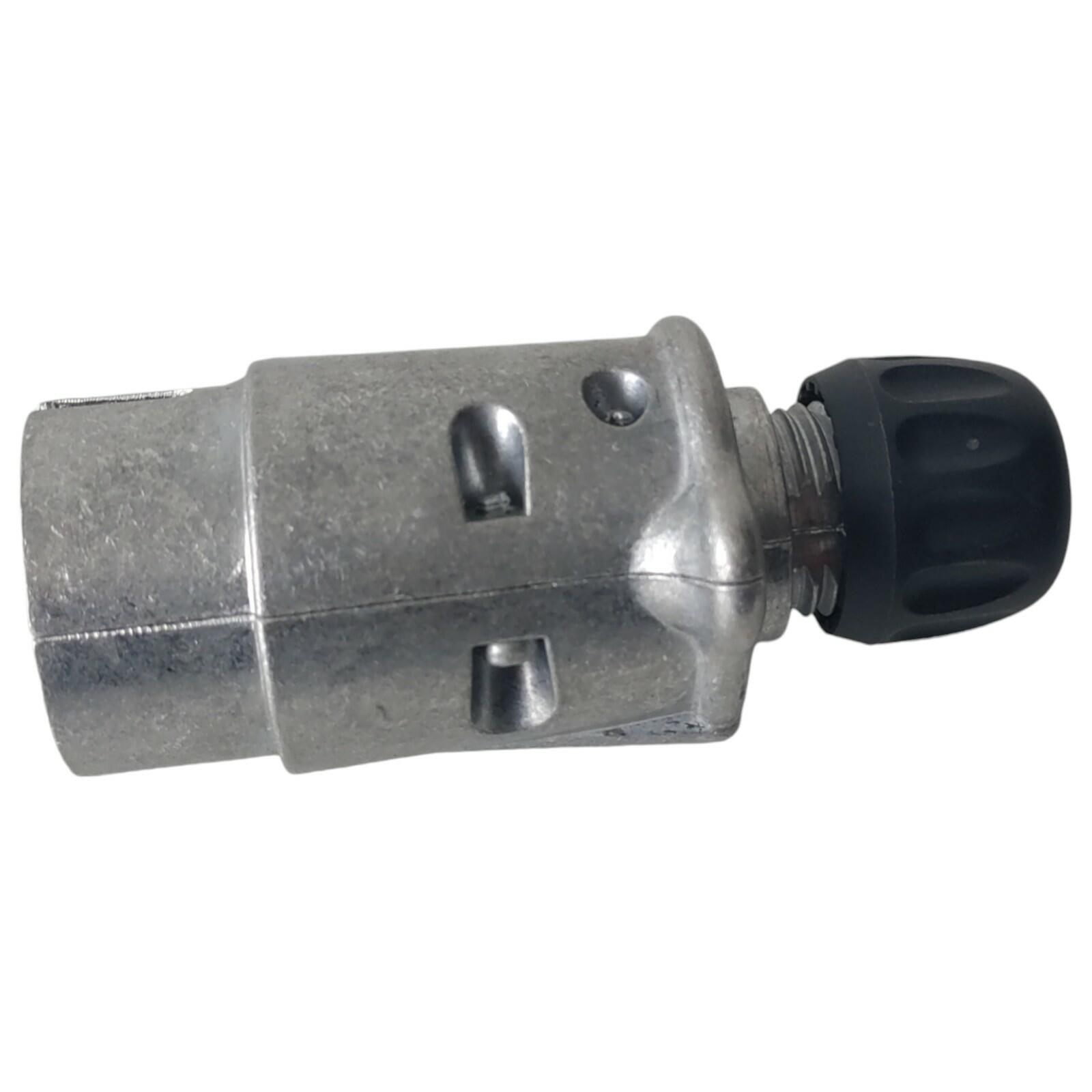 Universal Components 7-Pin 12V Aluminium S-Type plug