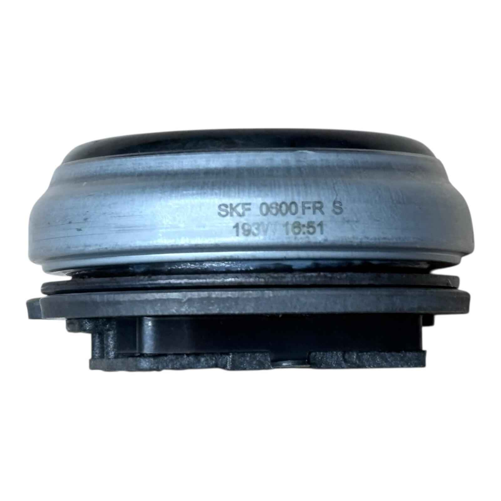 Genuine PSA Citroen DS Peugeot Clutch Release Bearing close up view 1611266780