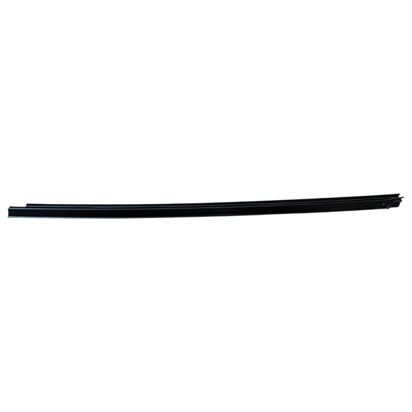 MG Front door weatherstrip automotive part 10941362