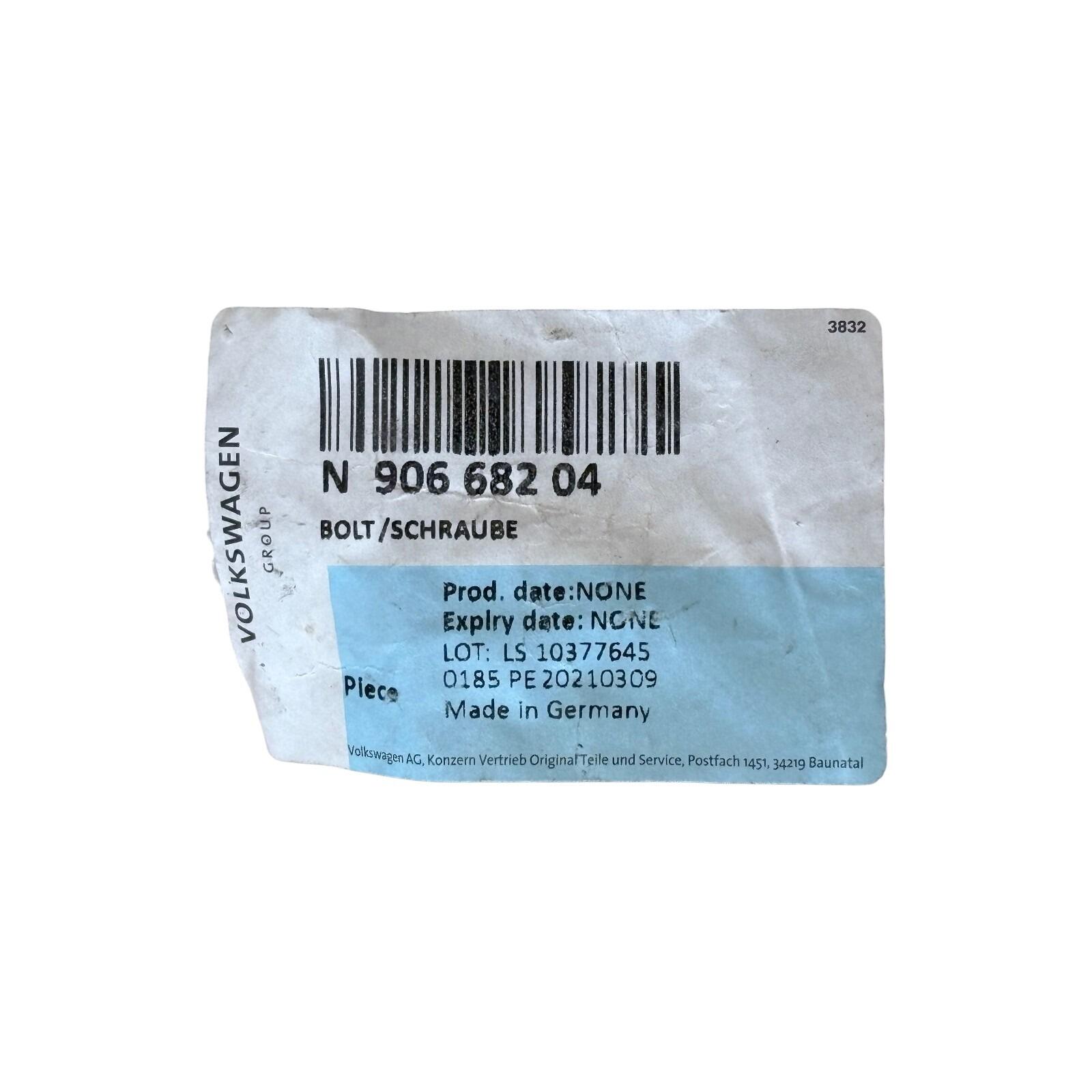 Direct-fit Audi / Volkswagen / SEAT / Skoda Socket Head Screw M10x48x26 — part number N90668204