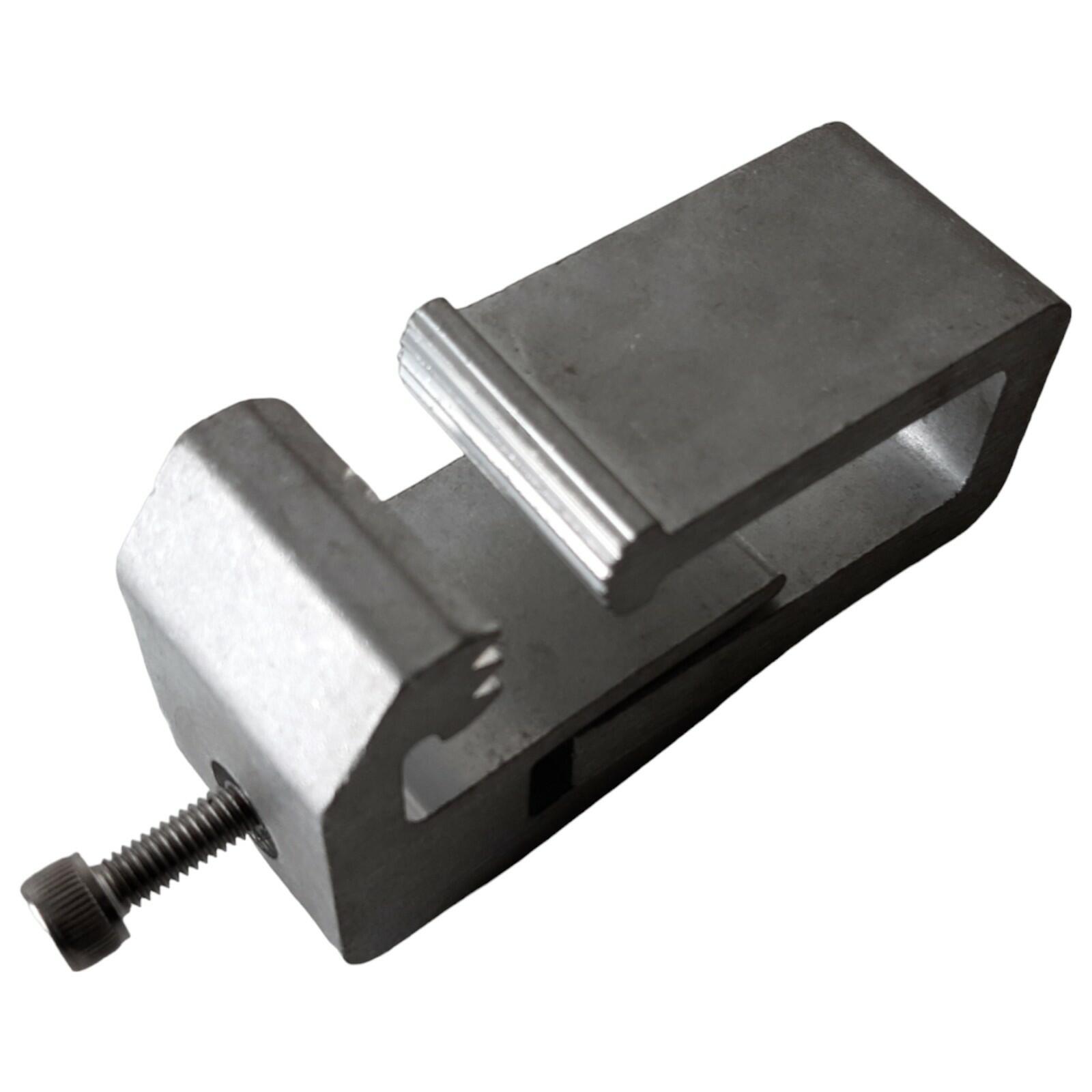 GFN Parts ABS Hard Top Canopy Fixing C-Clamp 3.04E+11