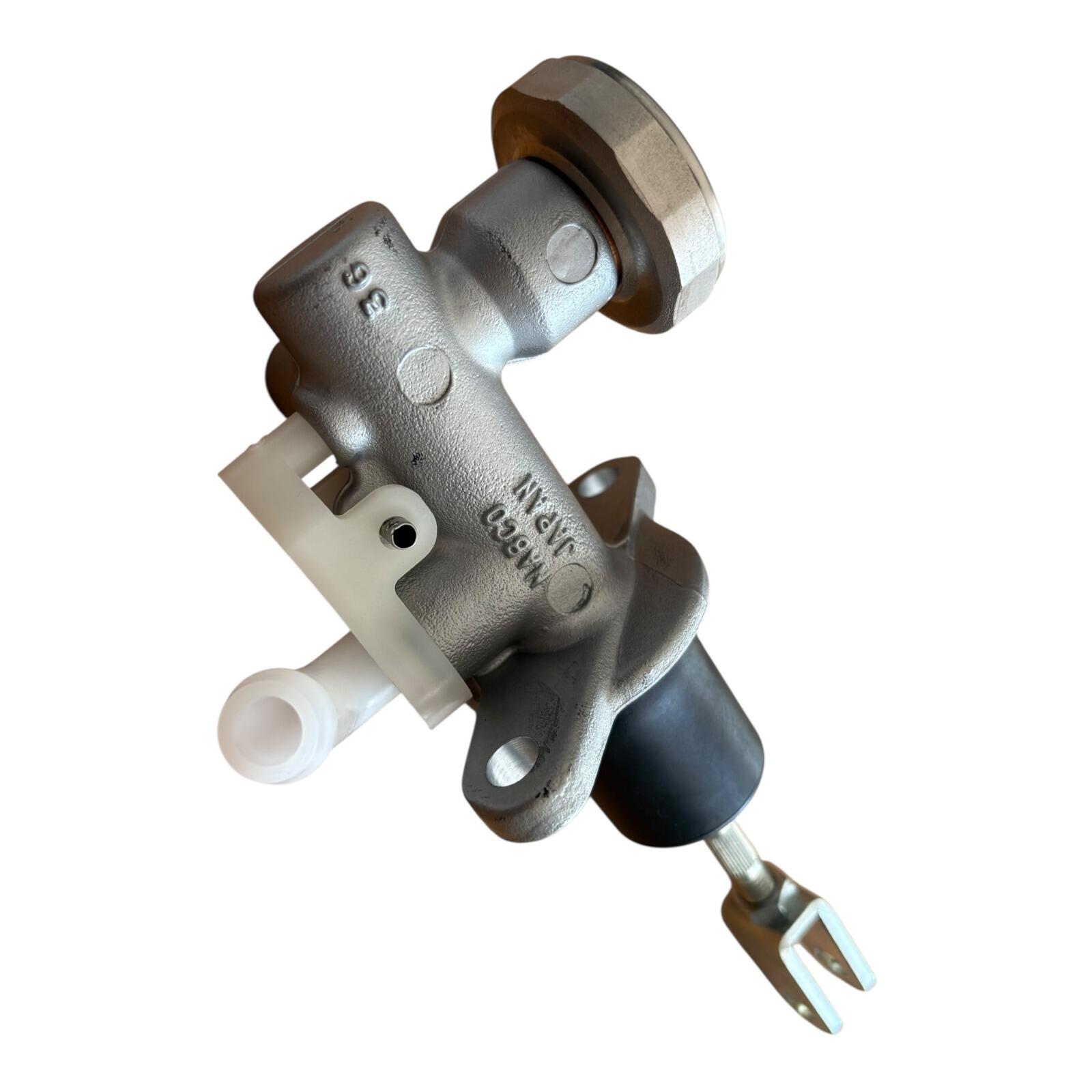 Genuine Nissan Clutch master cylinder 30610EB30A