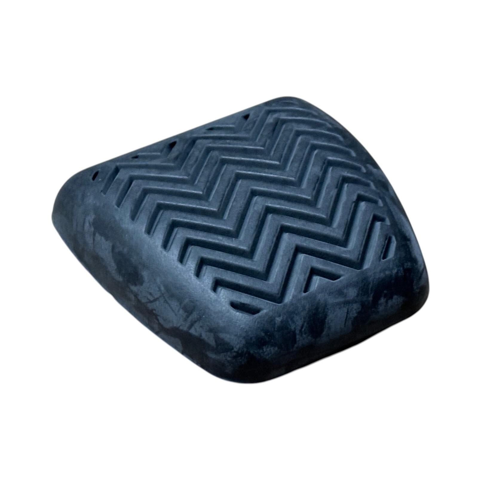 Genuine Mitsubishi Hi-Lux Clutch Pedal Pad — part number 3132102020