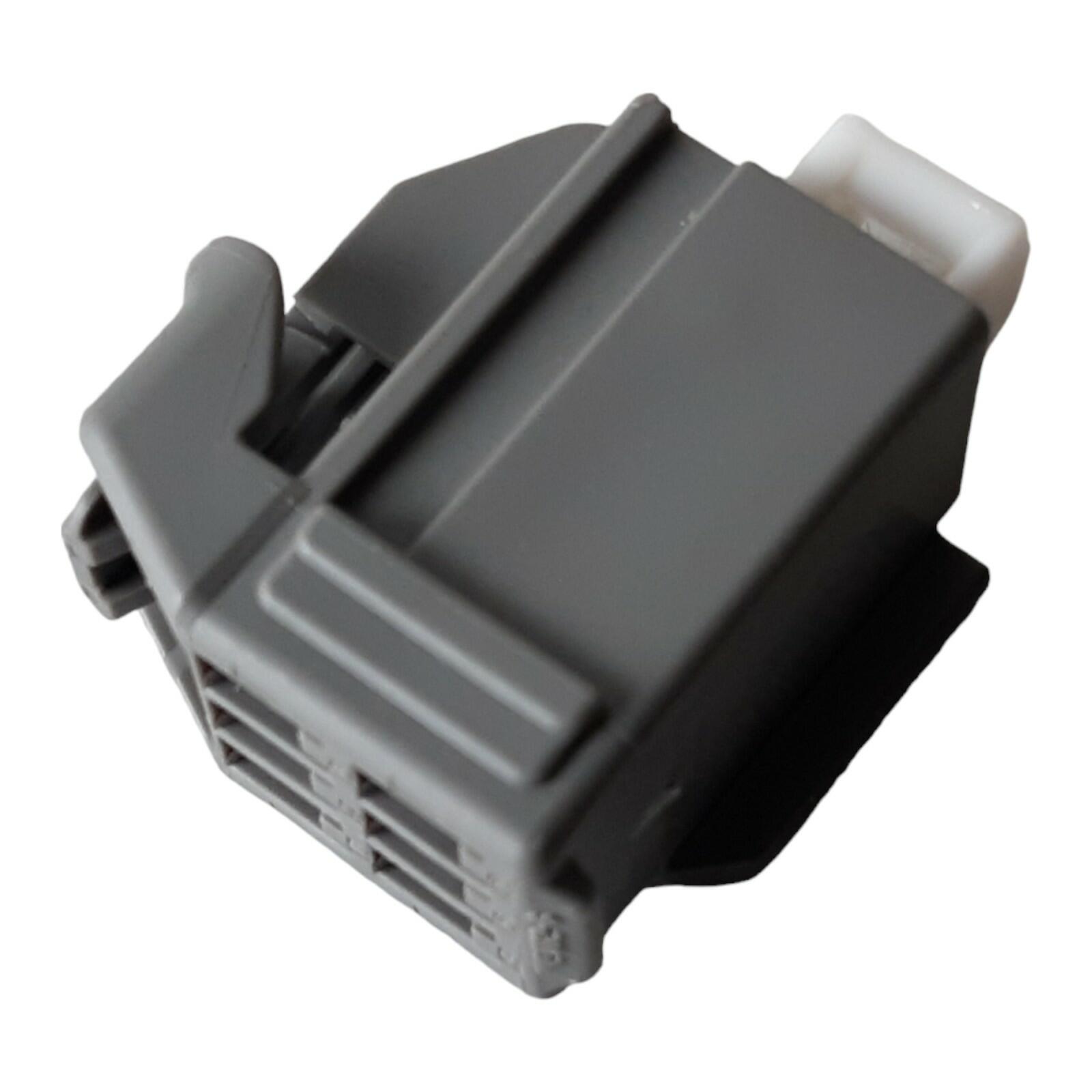 Genuine DAF 6-Pin Female Connector (Grey)