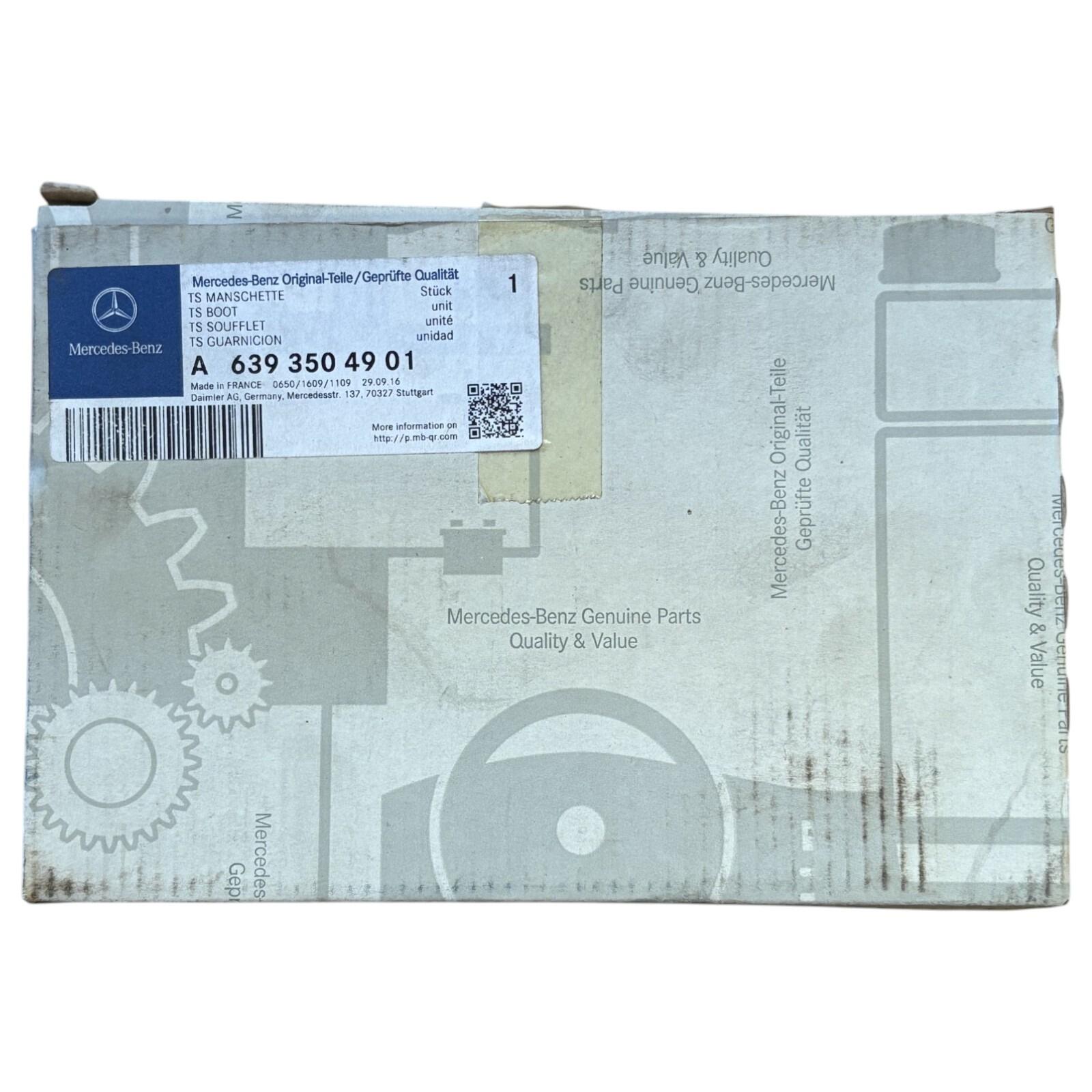 OEM Mercedes-Benz Mercedes Viano Rear CV boot kit detail view