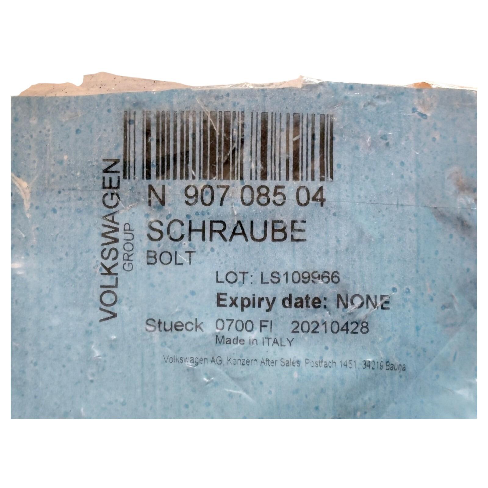 Direct-fit Audi / Volkswagen / SEAT / Skoda Hex Collared Bolt M12X1,5X35 — part number N90708504