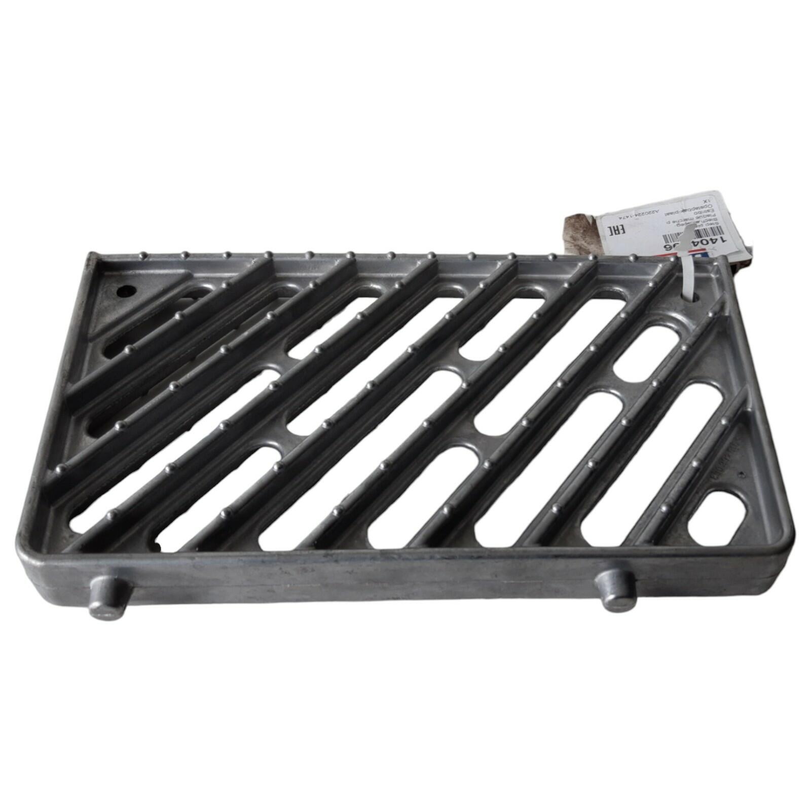 Genuine DAF LF XB Upper metal tread step plate — OEM-grade replacement — part number 1404296
