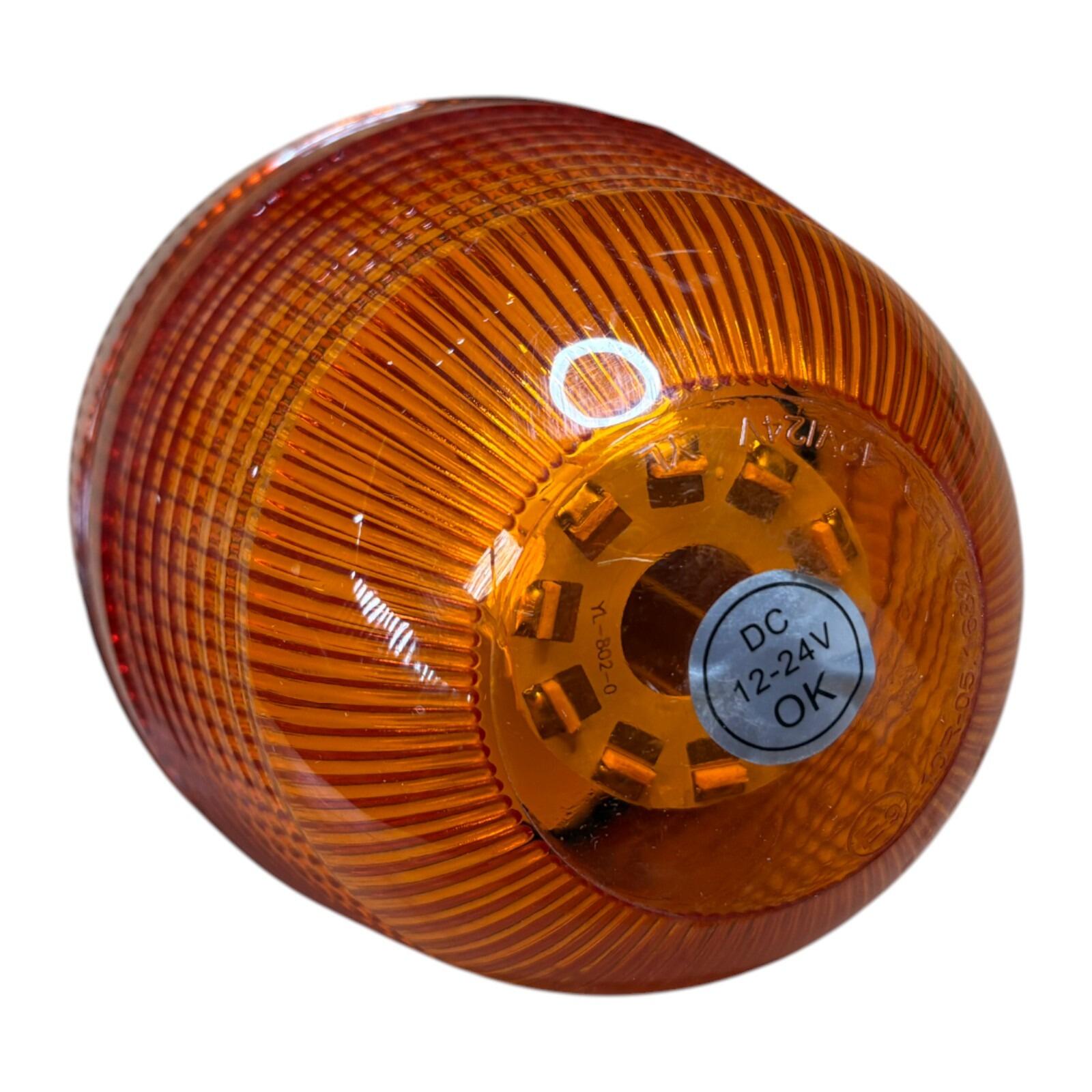 Miscellaneous VSWD 1 Bolt amber beacon 12/24V R10 approved close up view