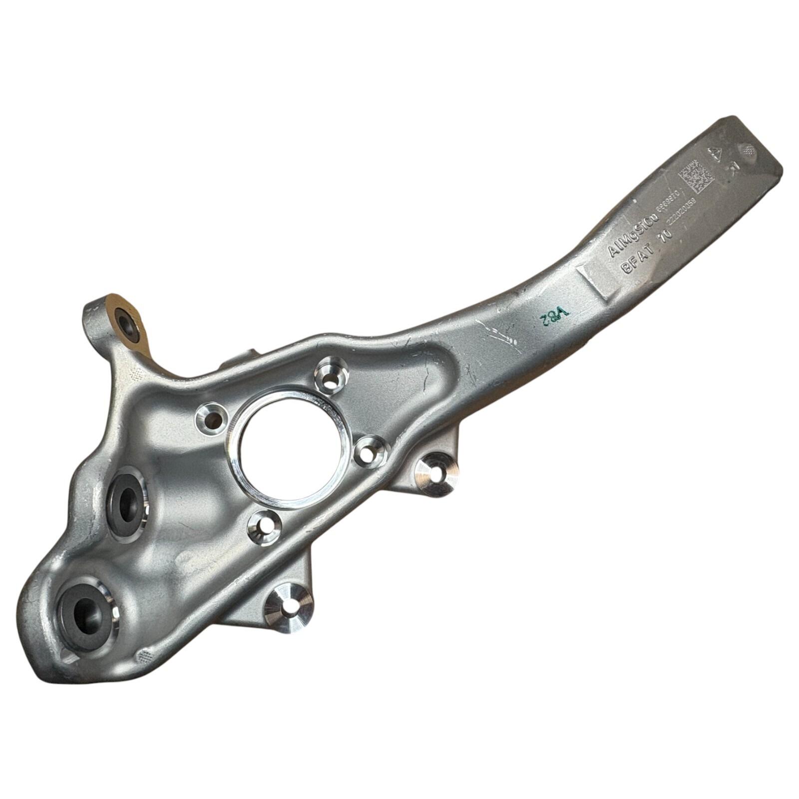 Genuine BMW RH Front Carrier 31216869870