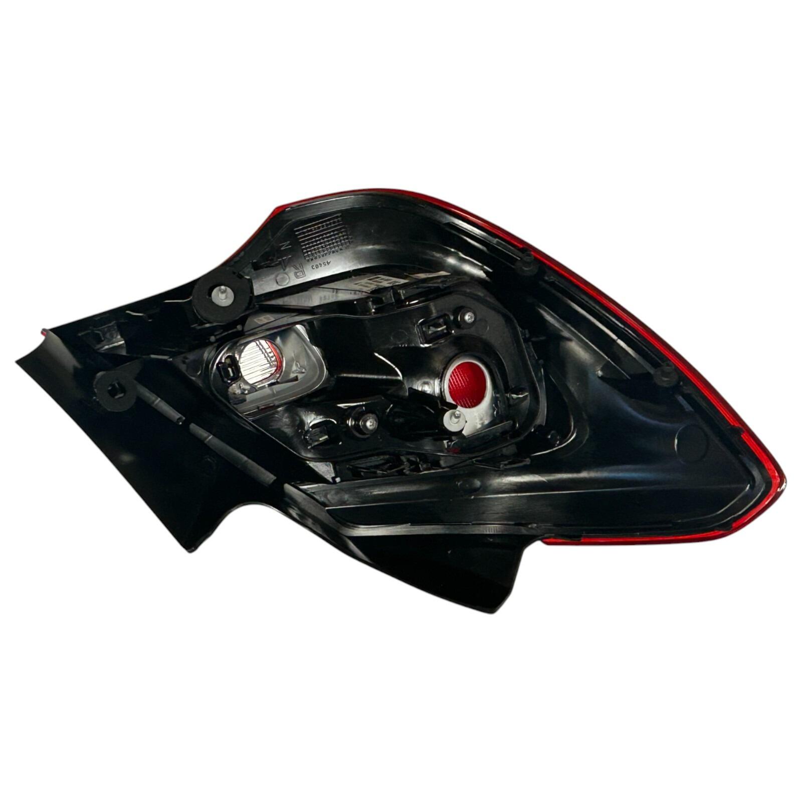 Vauxhall Corsa E RH OS Rear quarter panel light assembly