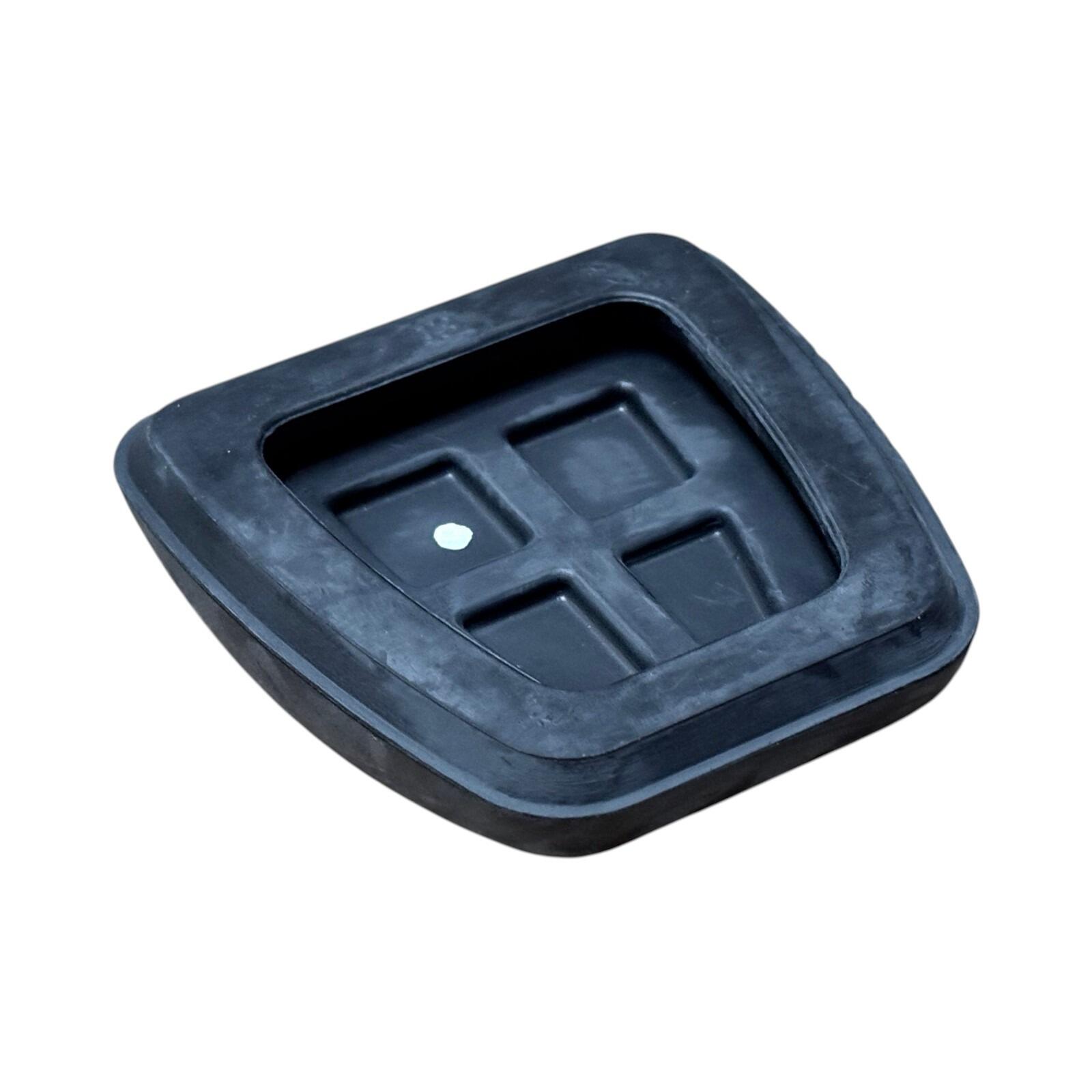 Authentic Mitsubishi Hi-Lux Clutch Pedal Pad (3132102020)