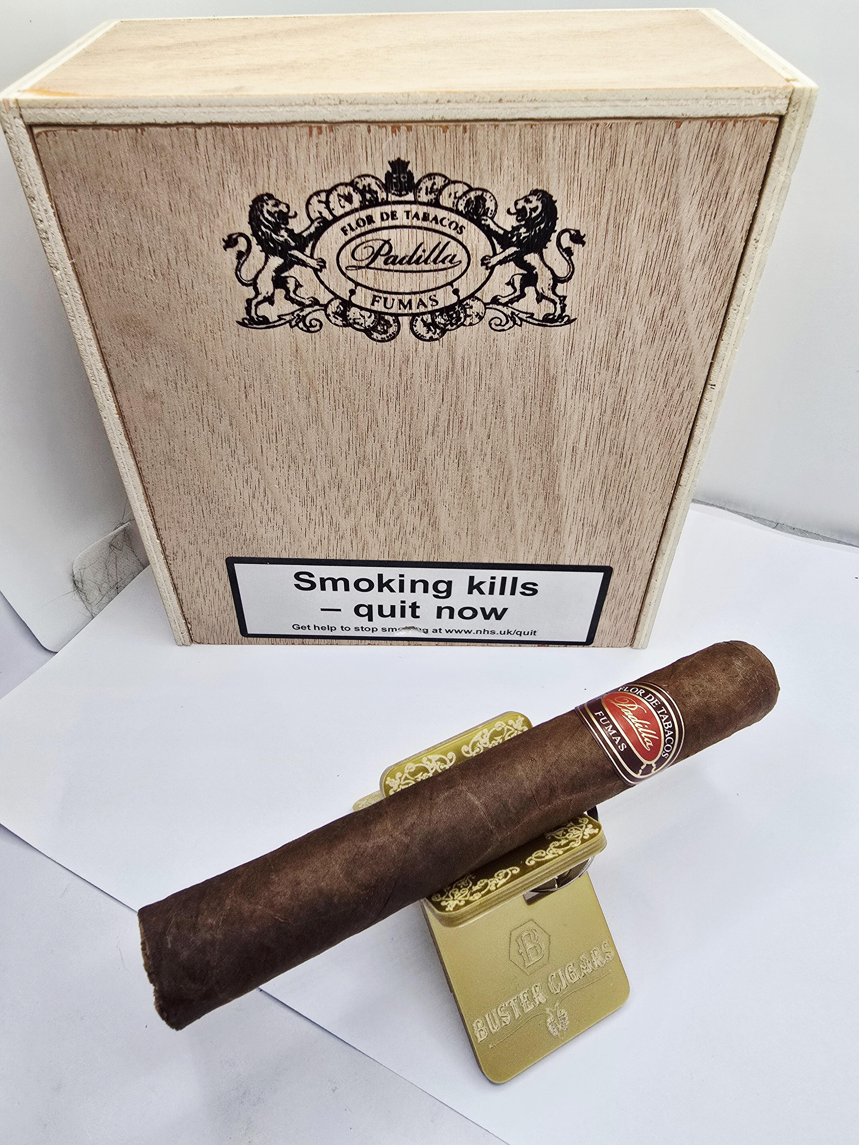 Padilla Fumas Toro Cigar - 1 Single