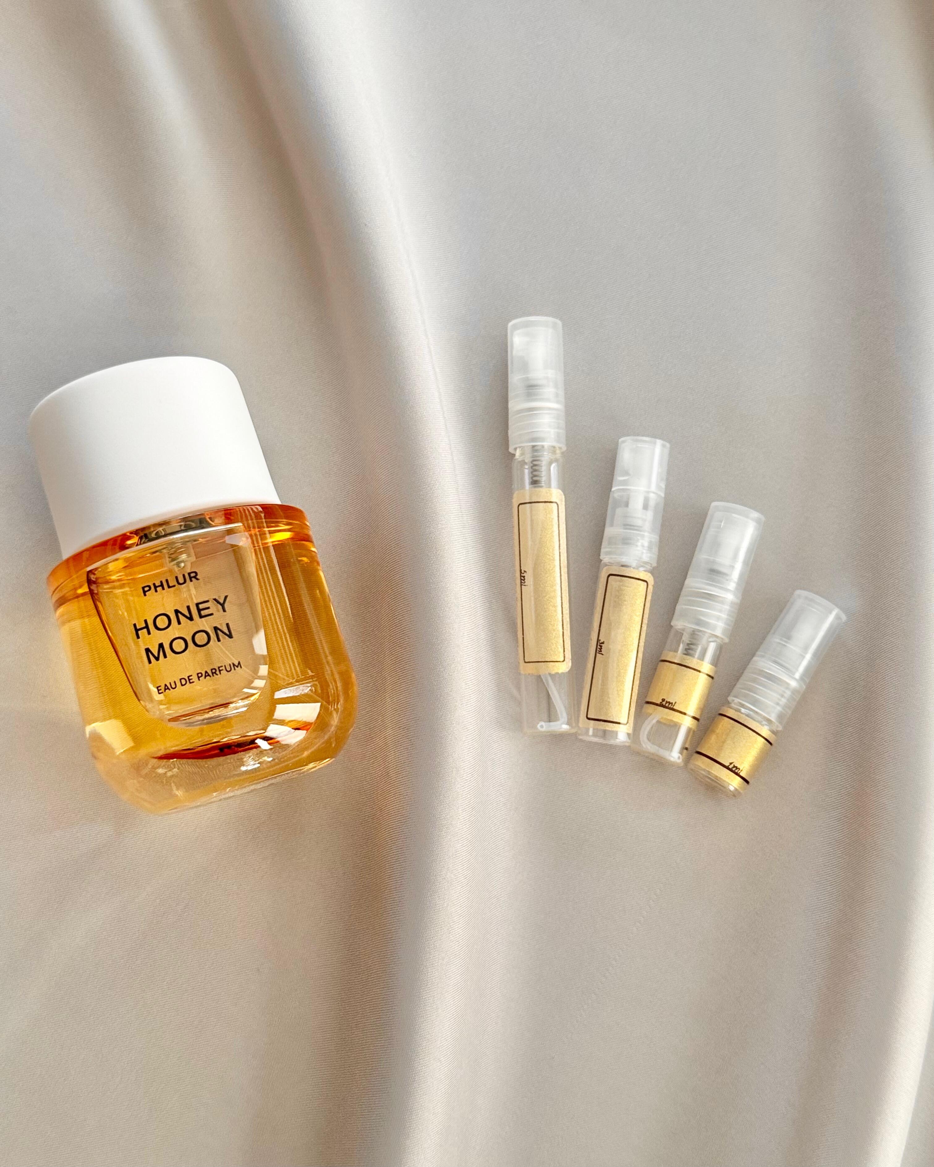 Phlur Honeymoon with sample bottles