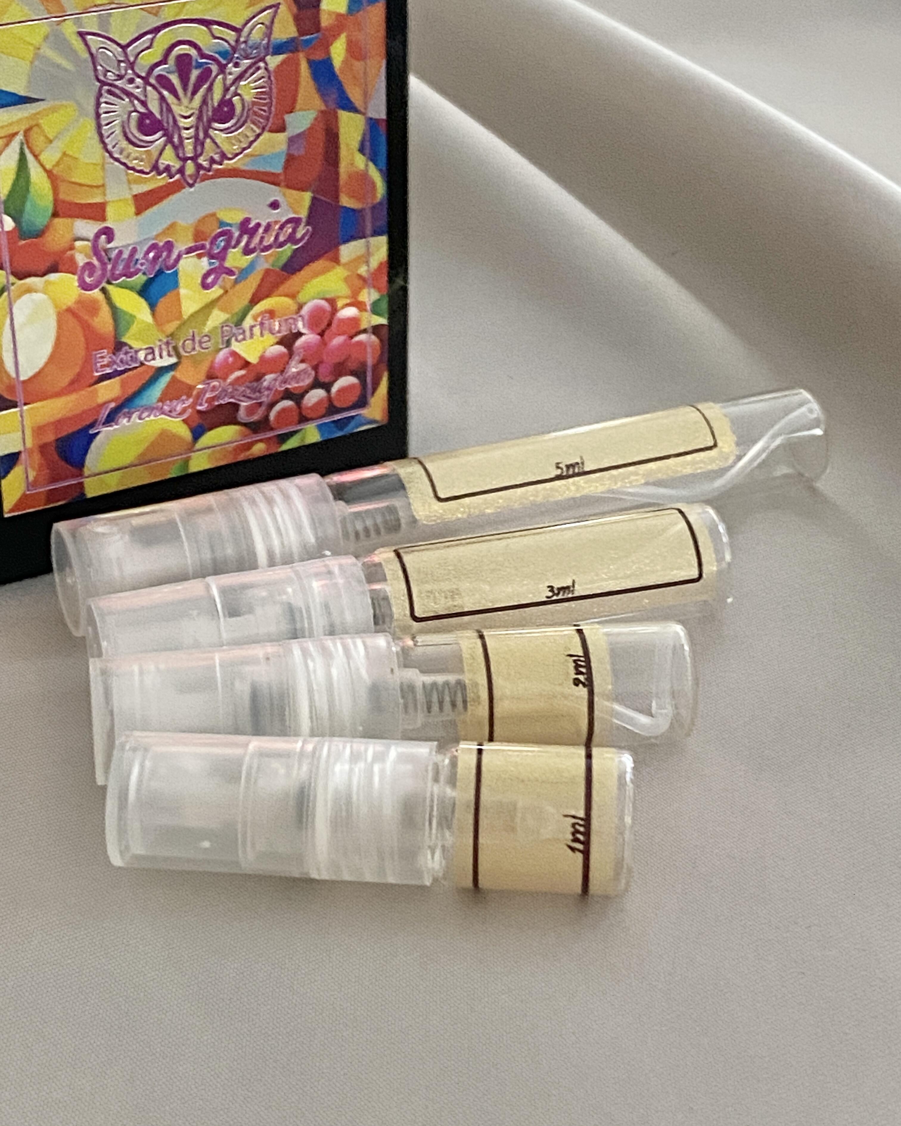 Lorenzo Pazzaglia Sun-Gria and sample bottles