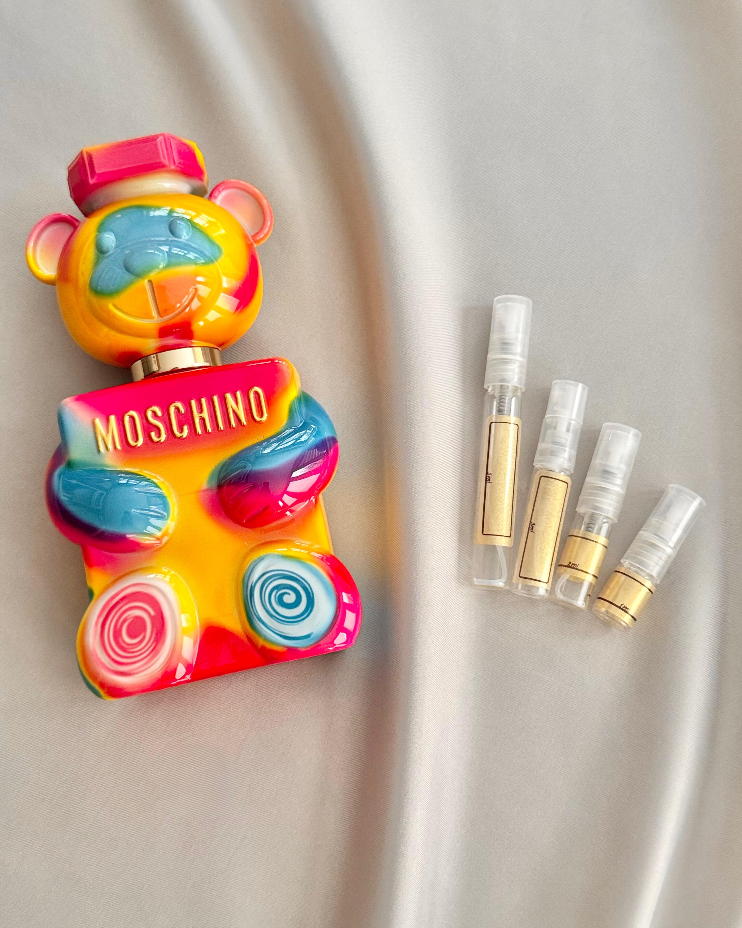 Moschino Toy 2 Gummy with sample bottles