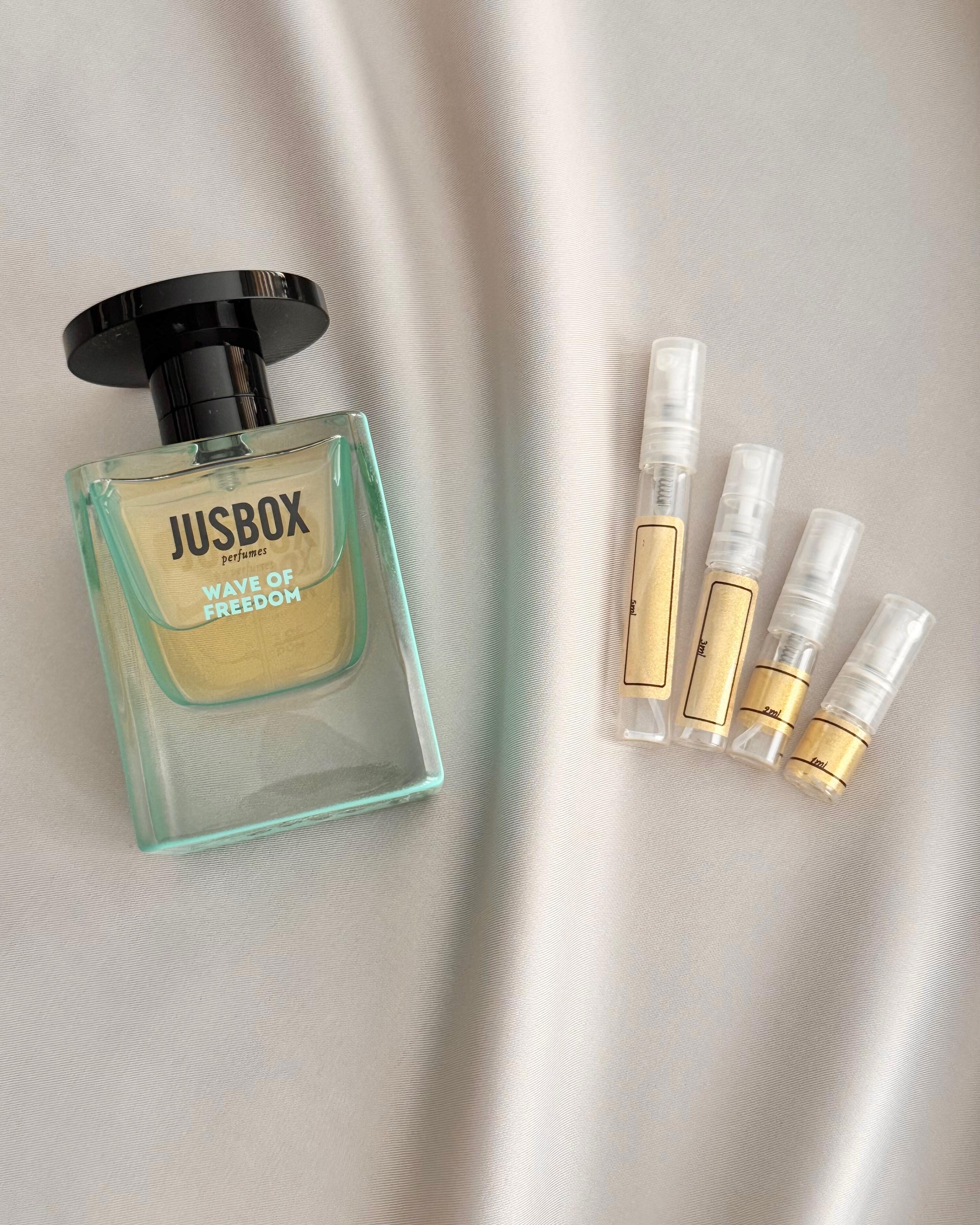 Jusbox Wave of Freedom with sample bottles