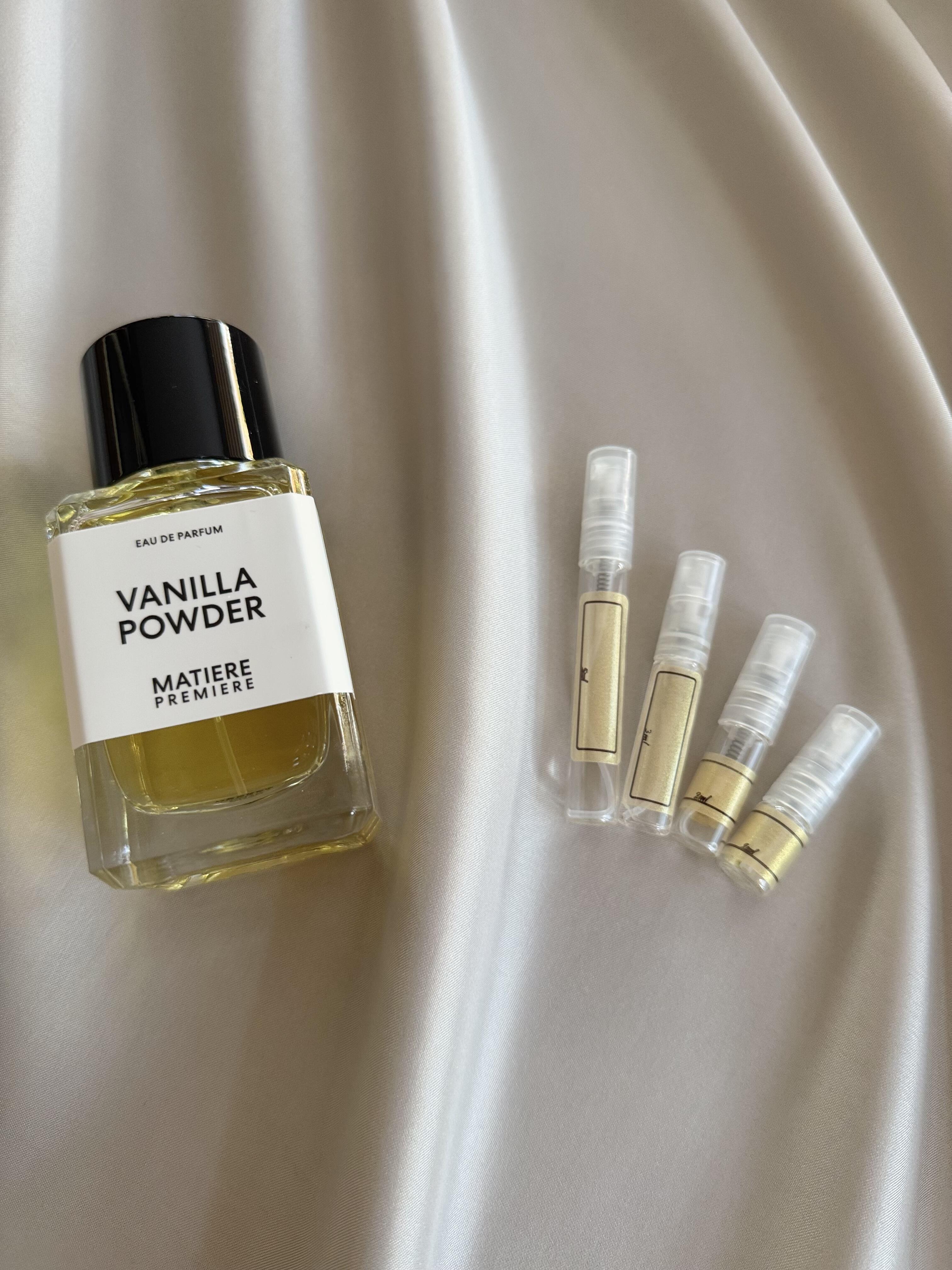 Matiere premiere vanilla powder bottle with samples