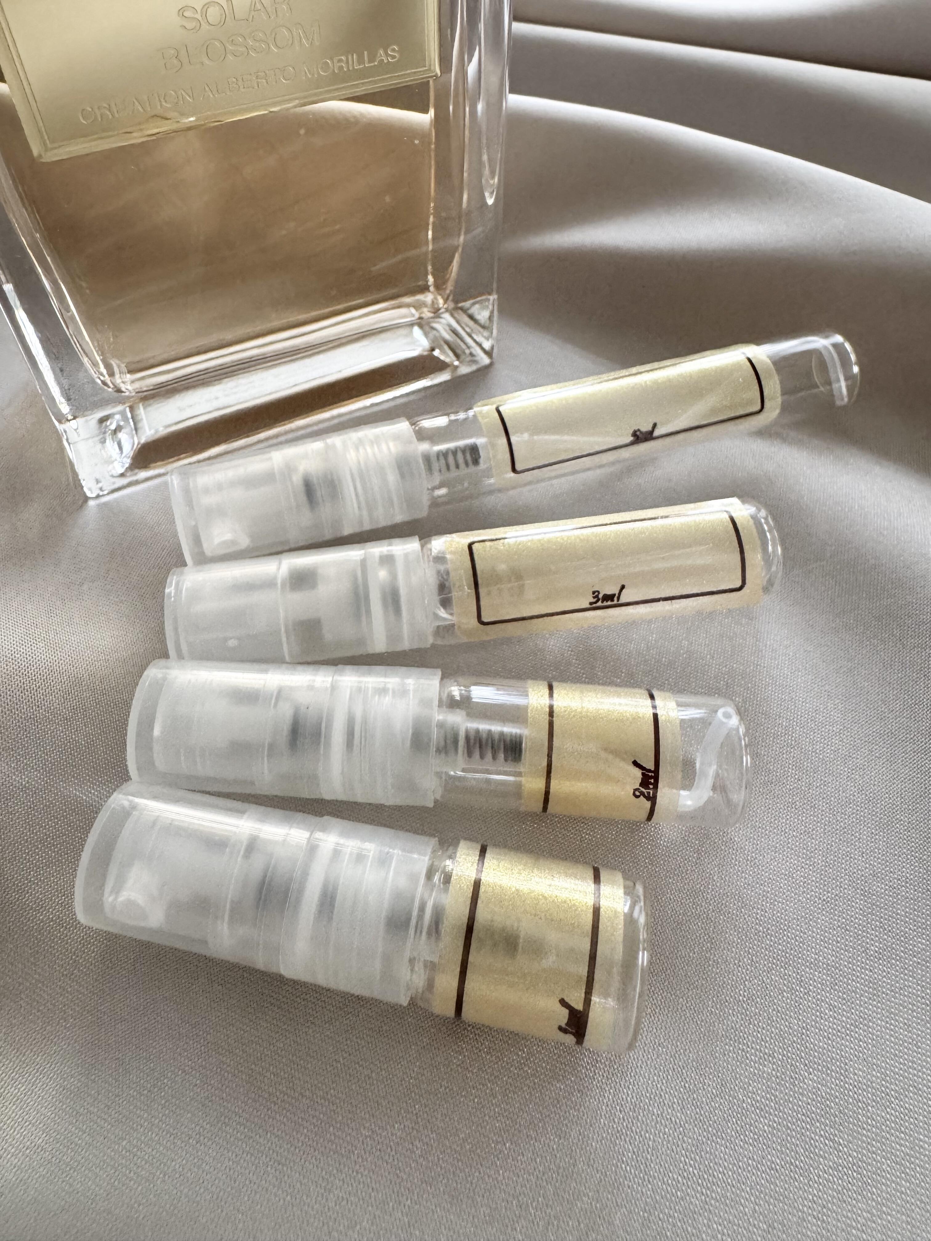 Mizensir Solar Blossom with sample bottles