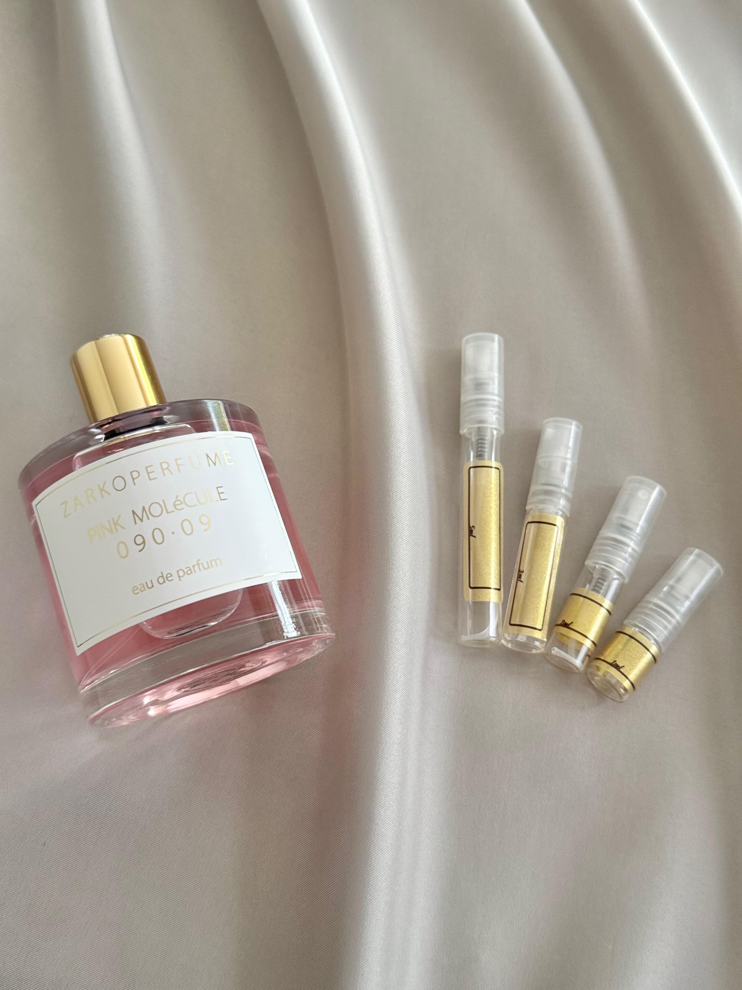 ZARKOPERFUMES Pink Molécule 090·09 with sample bottles