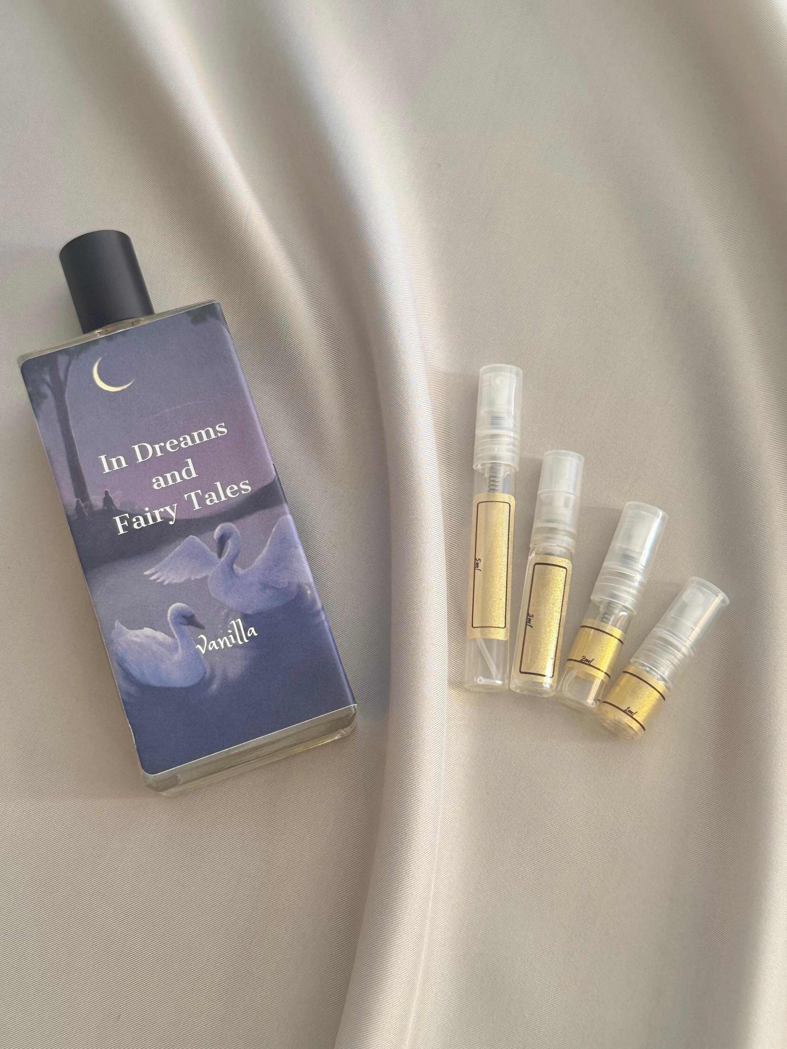 Sorce In Dreams & Fairytales with sample bottles