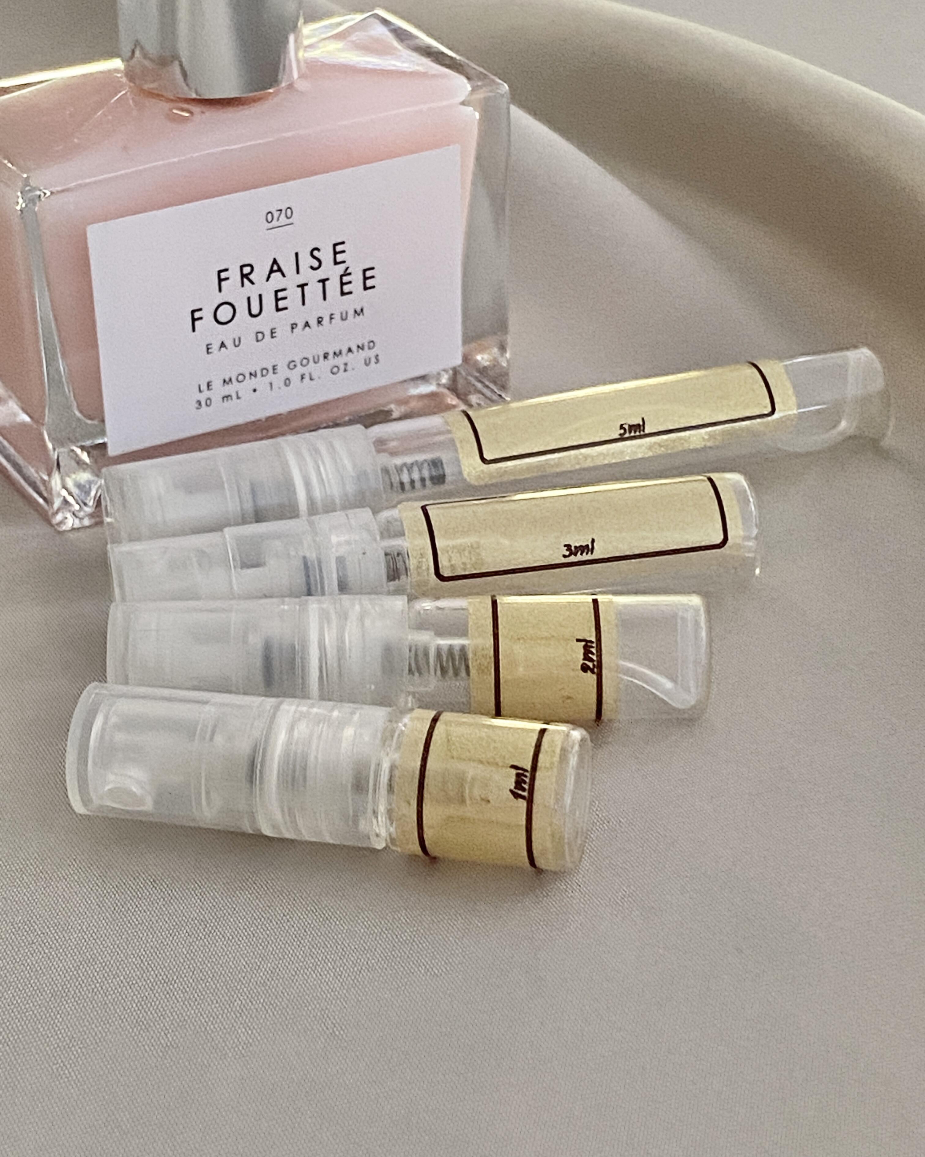 Le Monde Gourmand Fraise Frouettee and sample bottles