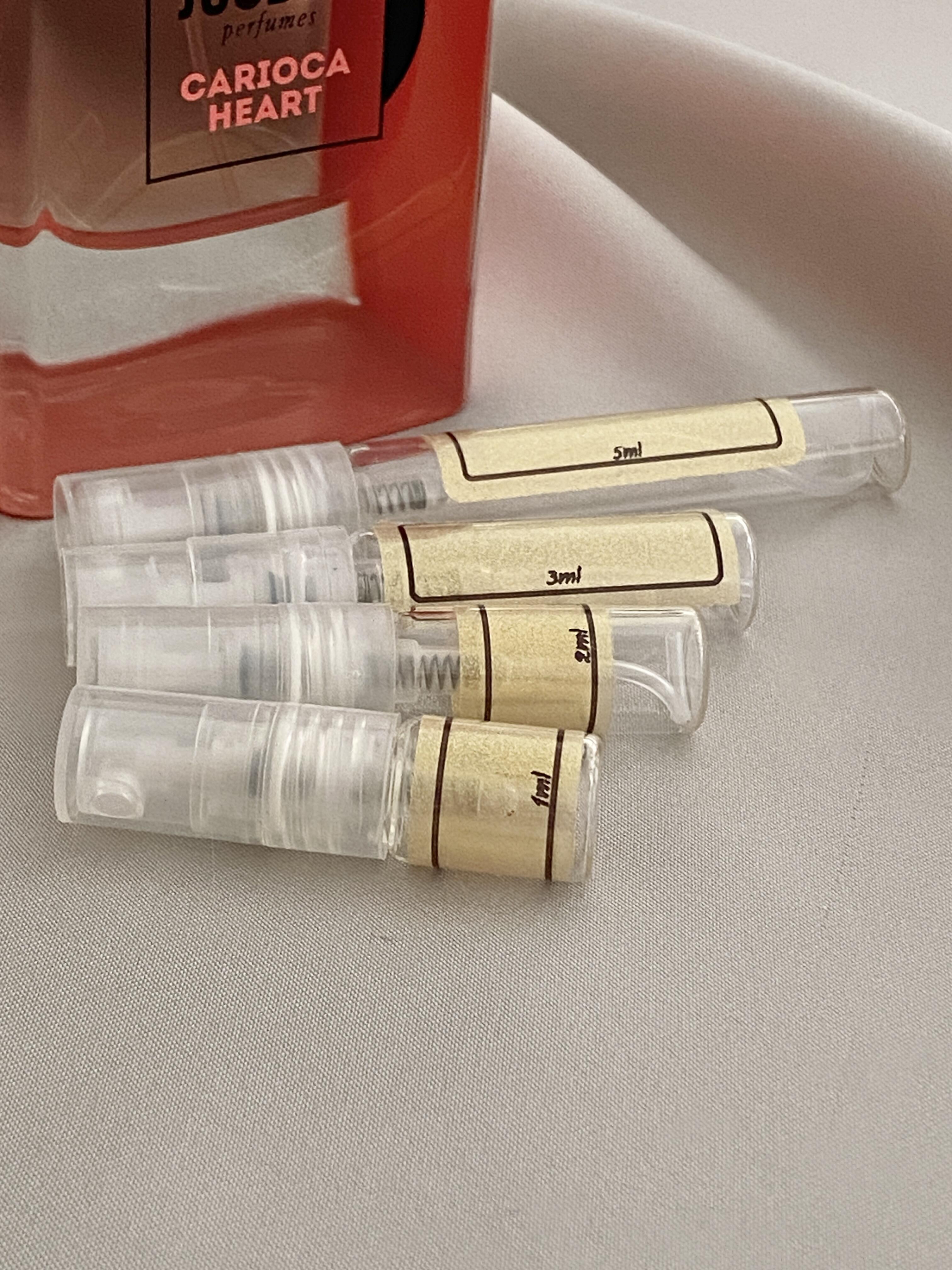 Jusbox Carioca Heart and sample bottles