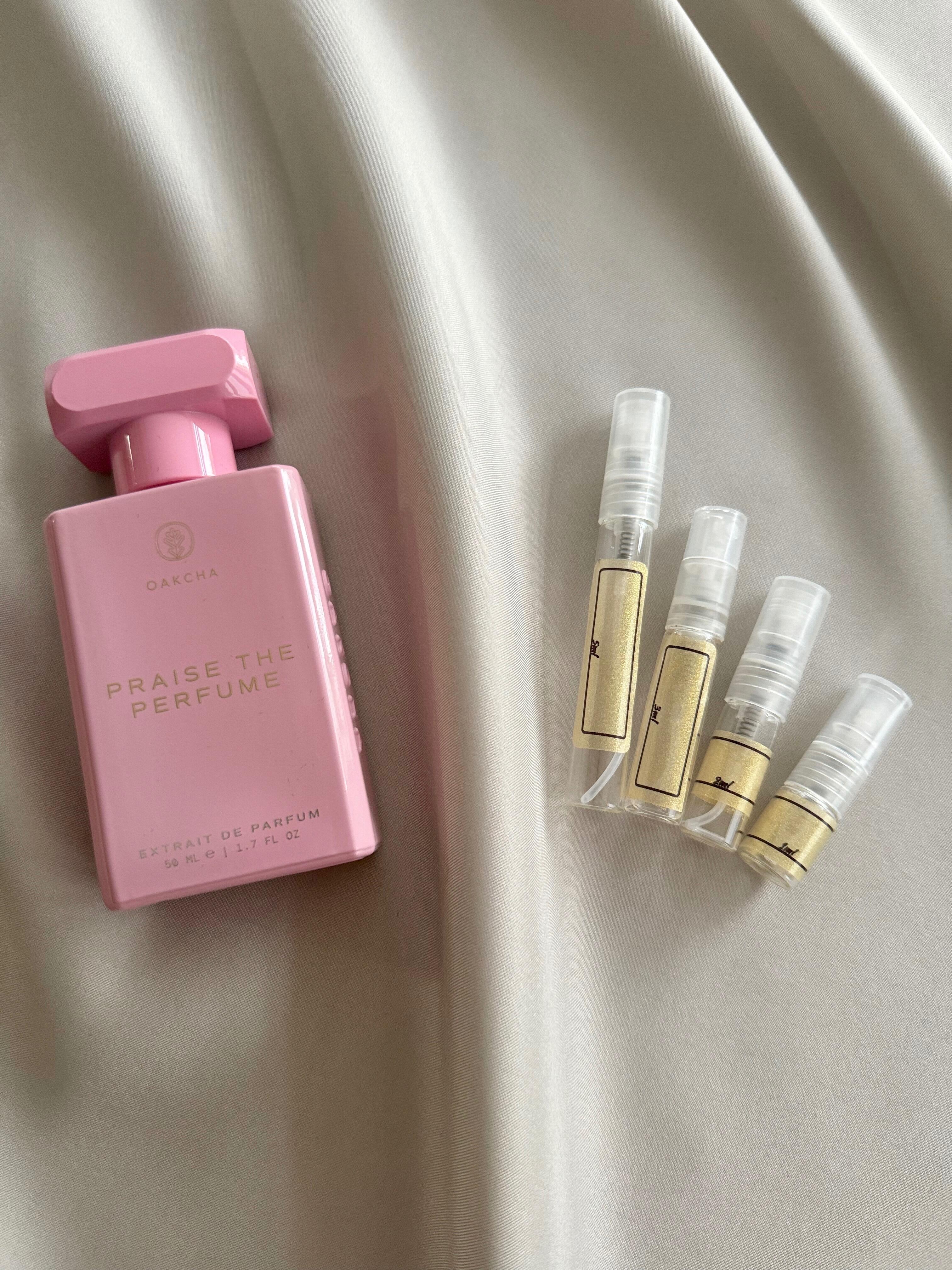 Oakcha Praise the Perfume with sample bottles