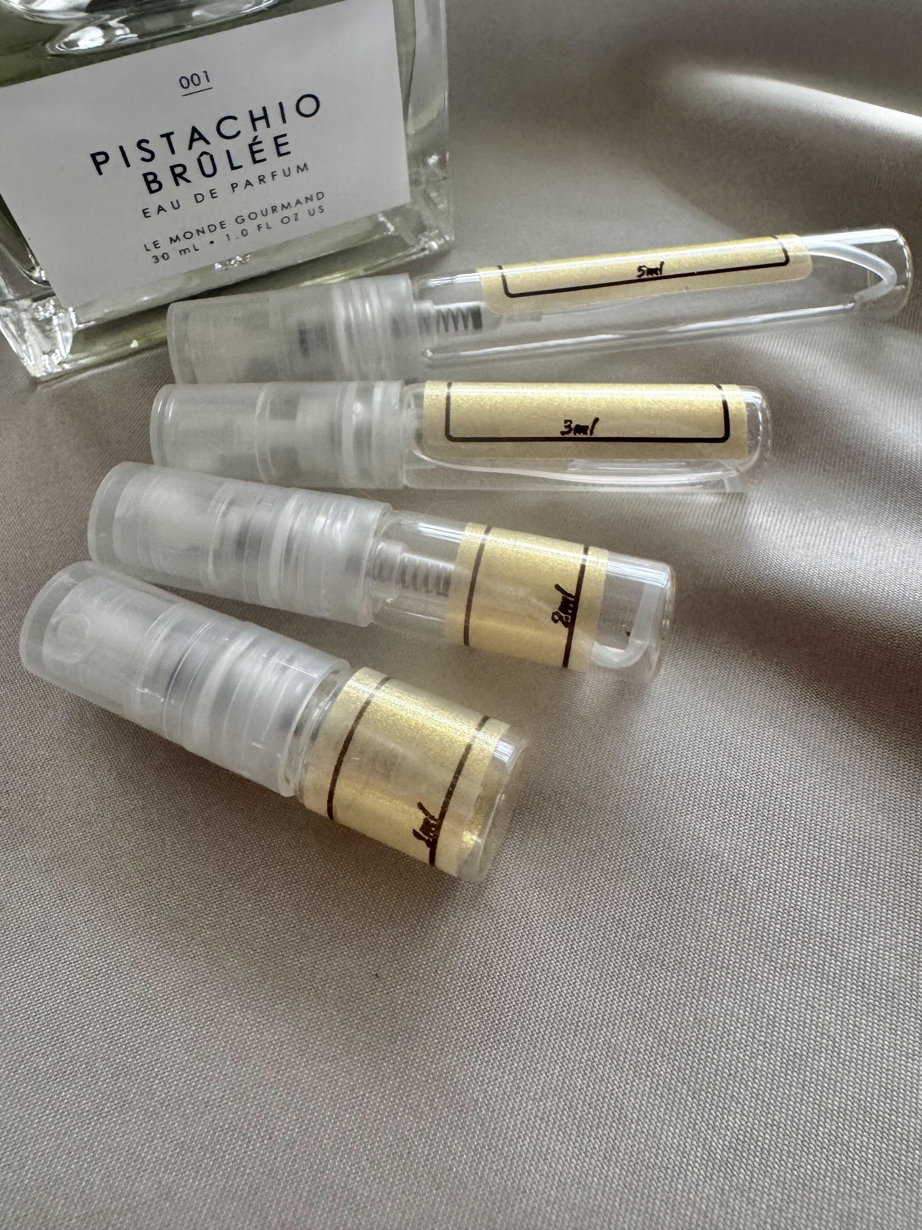Le Monde Gourmand Pistachio Brulee with sample bottles
