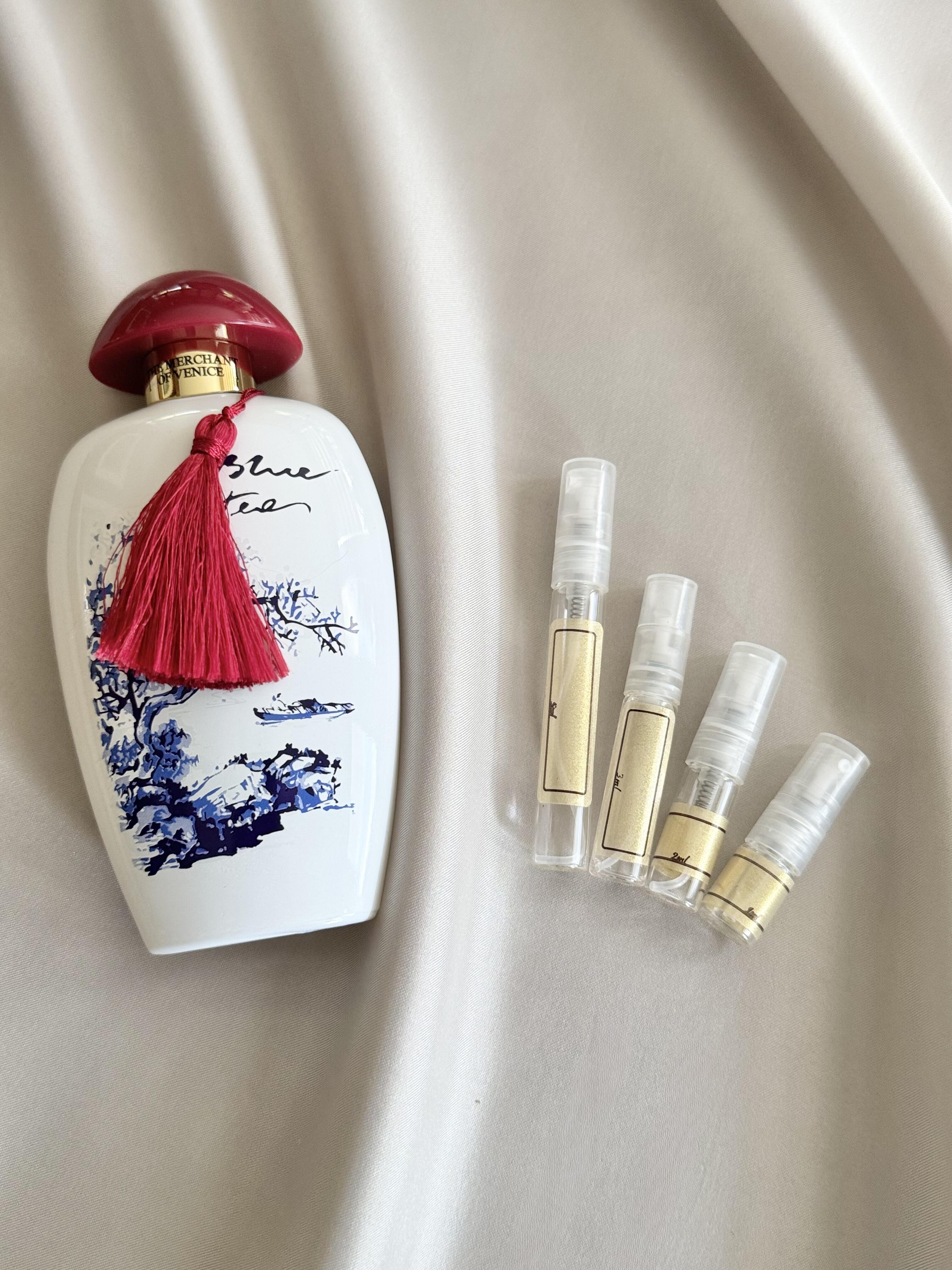 Merchant of Venice Blue Tea with sample bottles