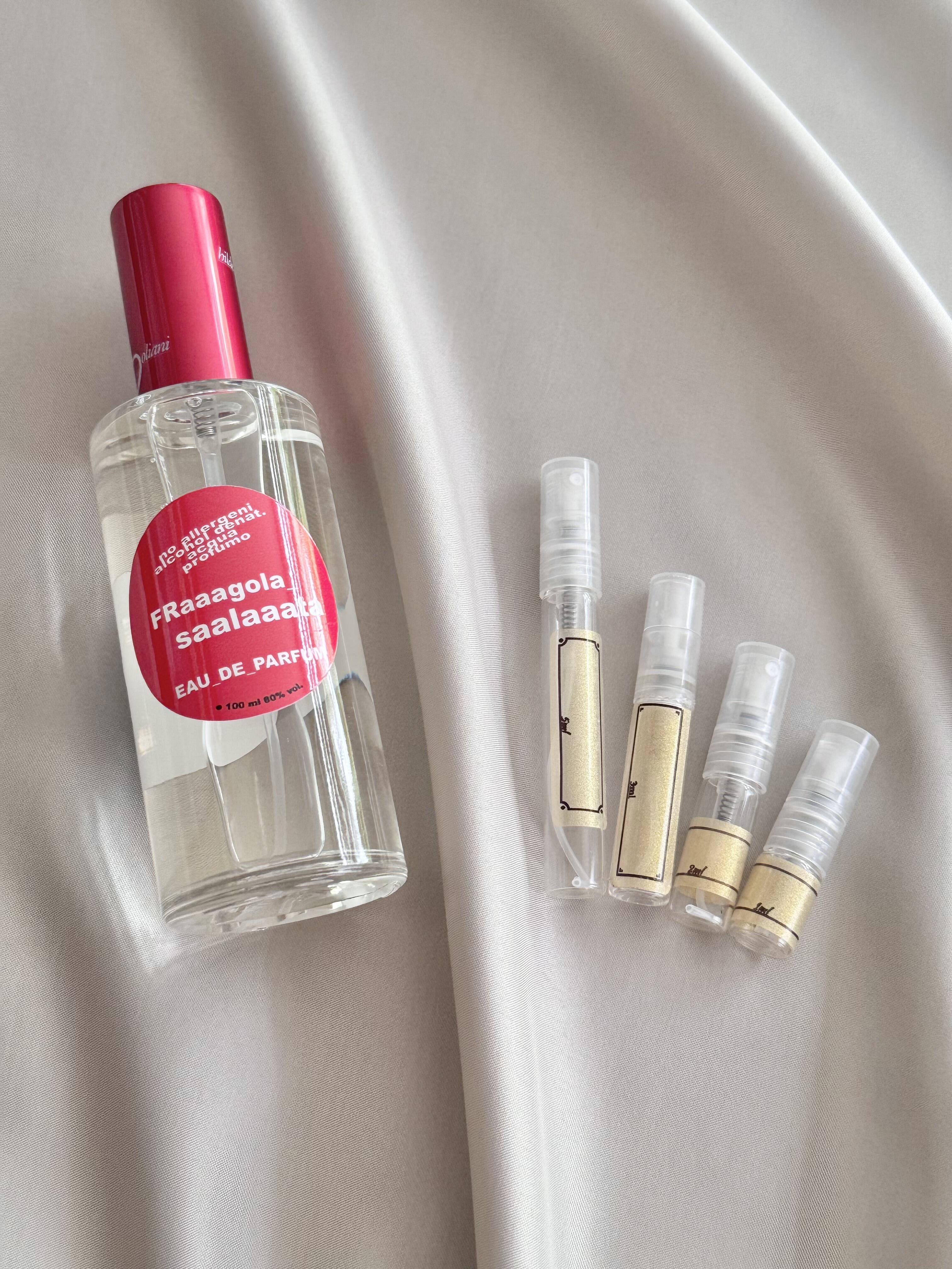 Hilde Soliani Fraaagola Saalaaata with sample bottles