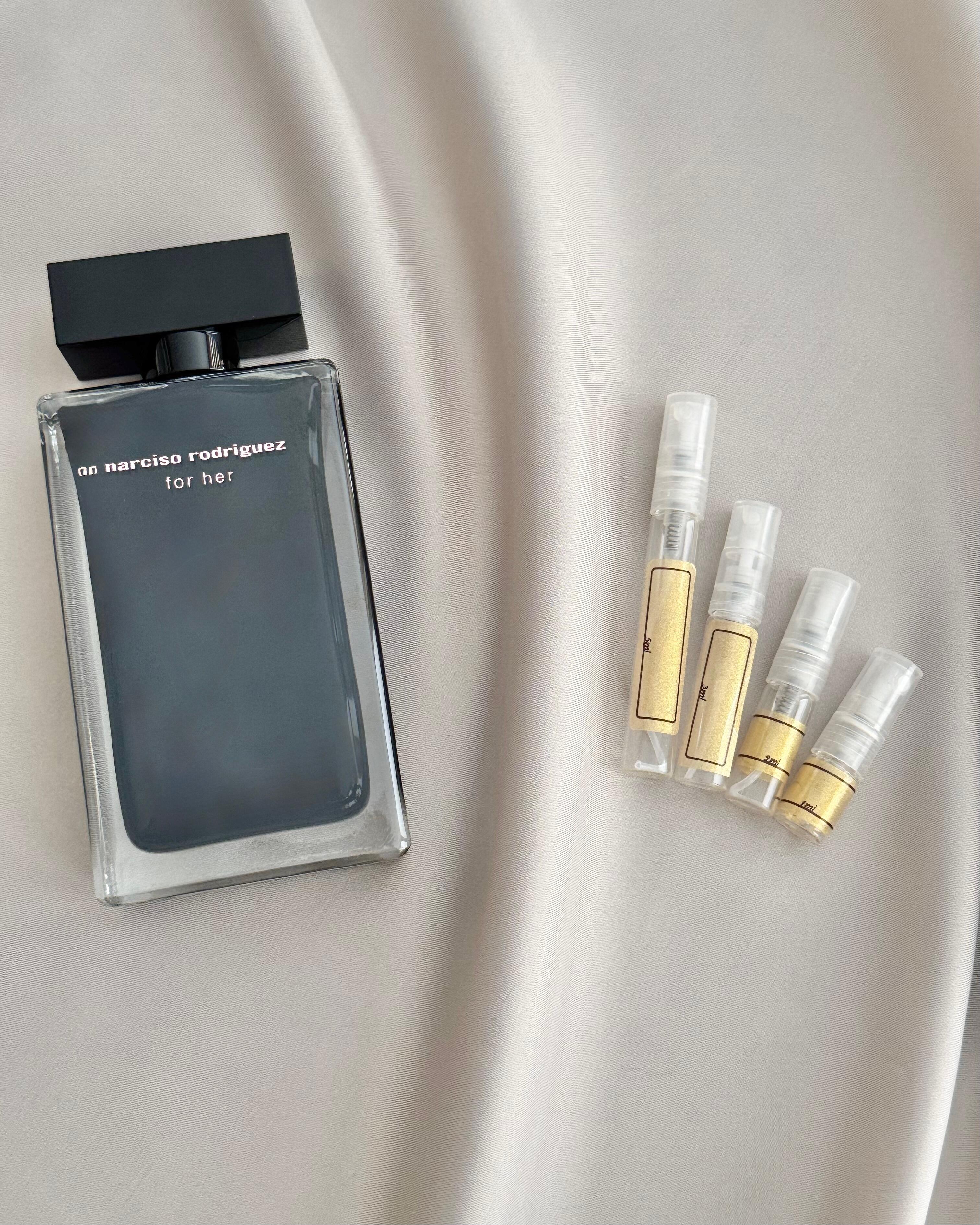 Narciso Rodriguez For Her EDT with sample bottles