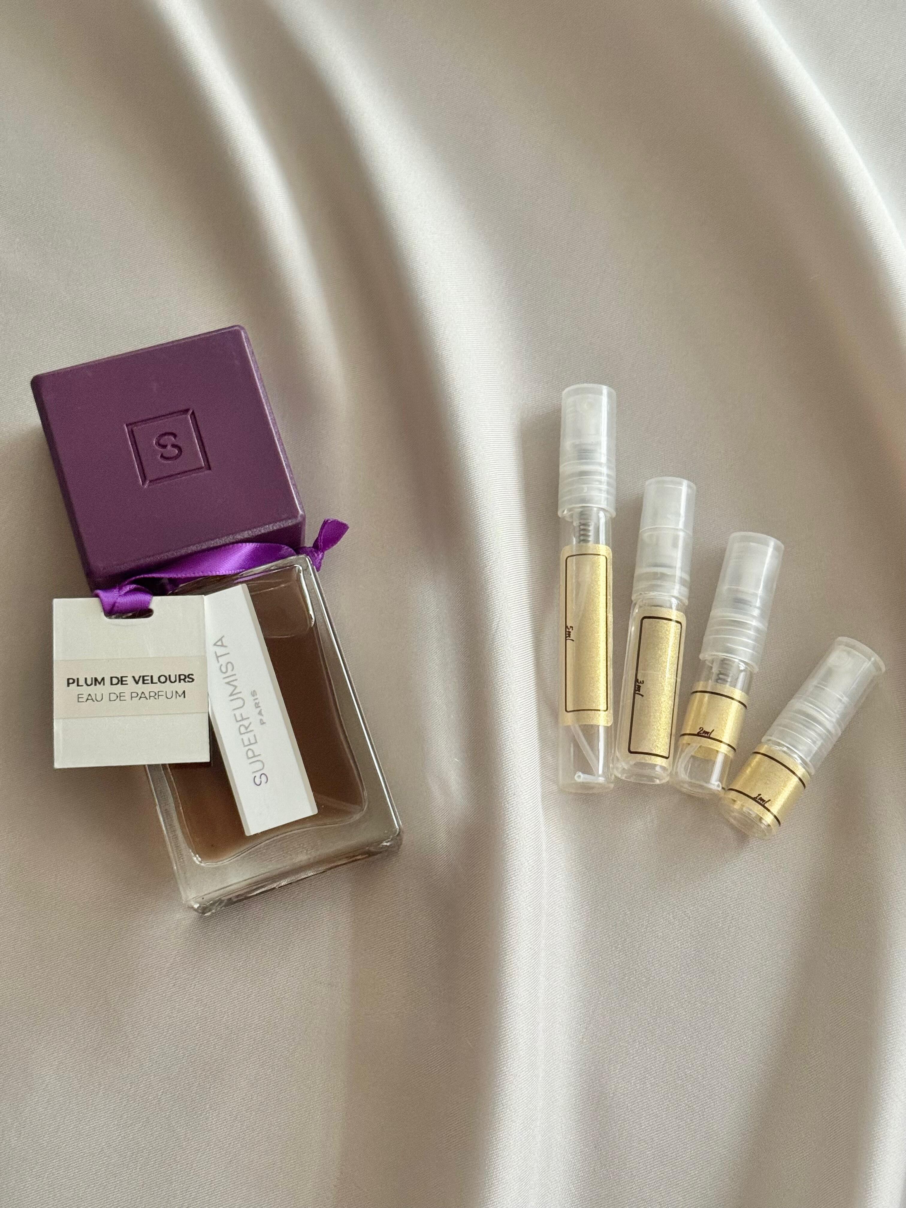 Superfumista Plum de Velours with sample bottles