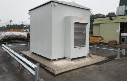 Commercial oil tank installations
