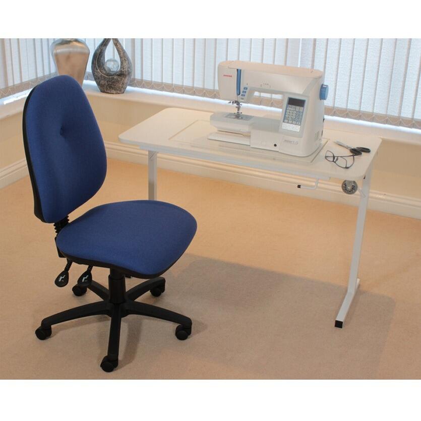 Standard Chair Room