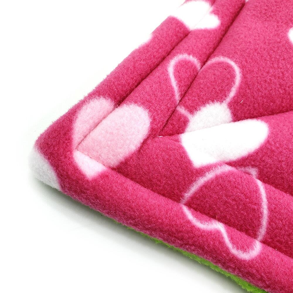 piggie pads, guinea pig pee pads, lap pads, waterproof piggie pads, fuzzbutt guinea pig hammocks, handmade in the UK
