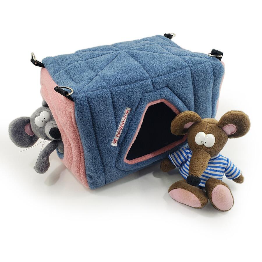Fuzzbutt snooze cube, hanging cube for rats, cube for chinchilla, rat bed, chinchilla bet, rat cube, chinchilla cube, fuzzbutt cube,. fuzzbutts cube