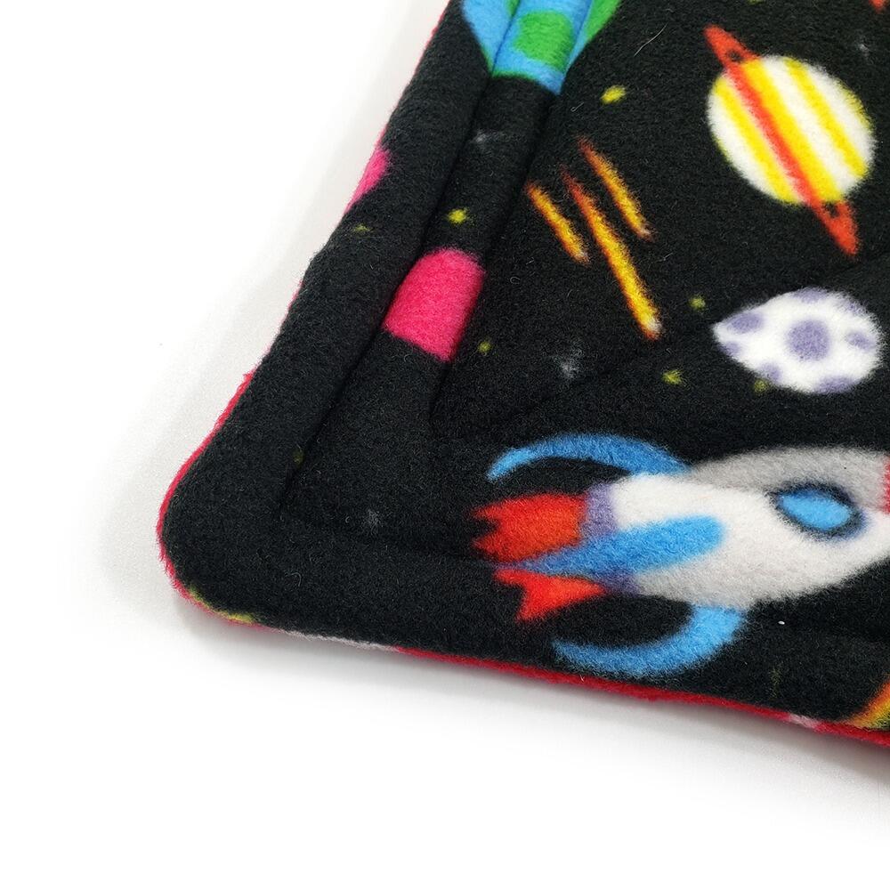 piggie pads, guinea pig pee pads, lap pads, waterproof piggie pads, fuzzbutt guinea pig hammocks, handmade in the UK